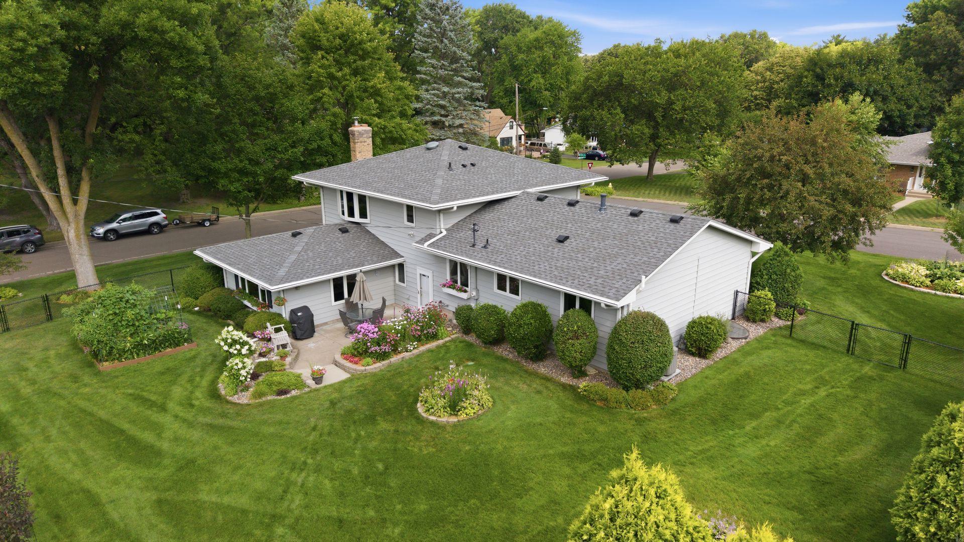 3rd image of 980 Lydia Ave W, Saint Paul, MN 55113 | MLS# 7089502