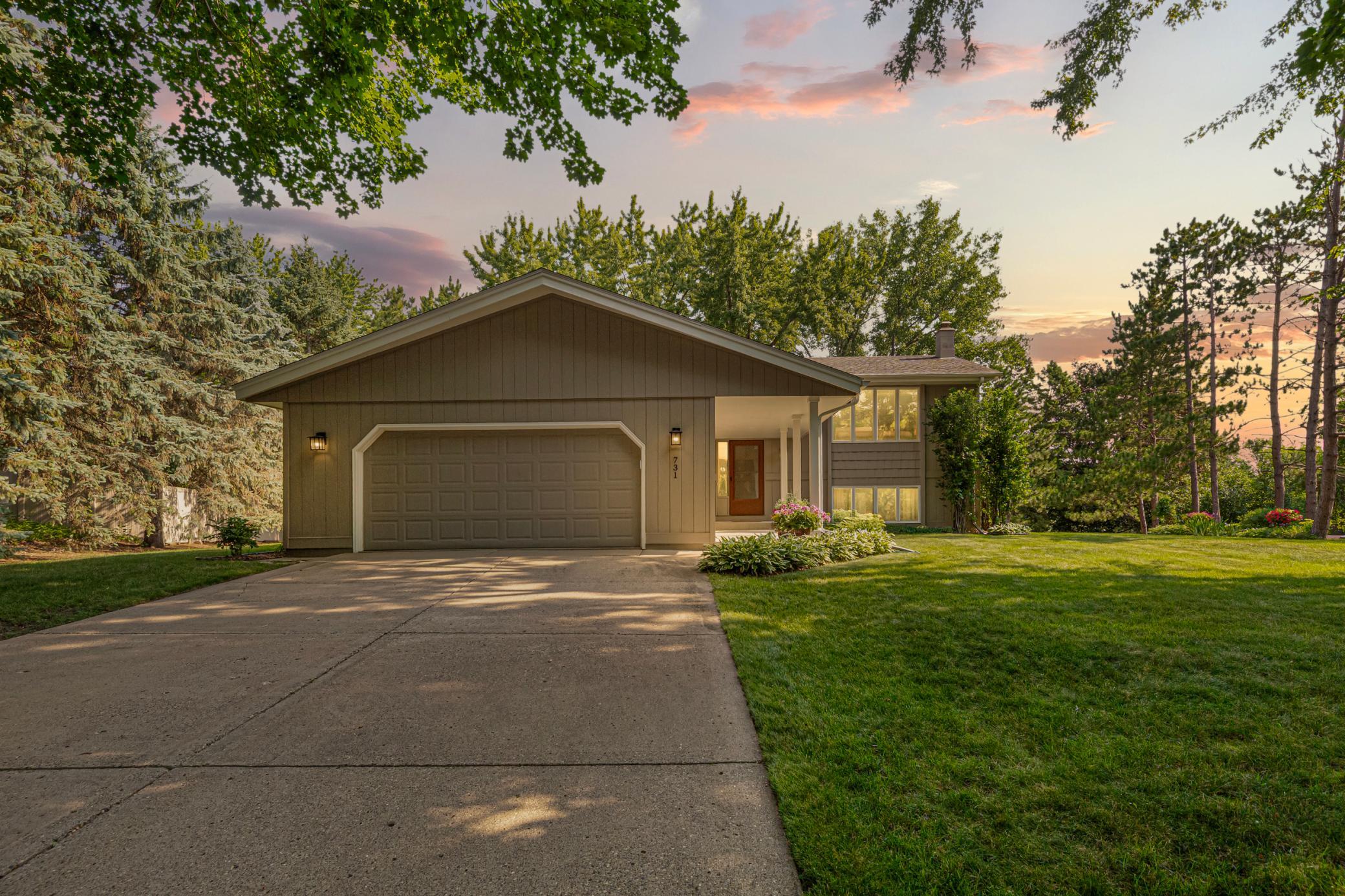 2nd image of 731 Birch Ln, Northfield, MN 55057 | MLS# 7089594
