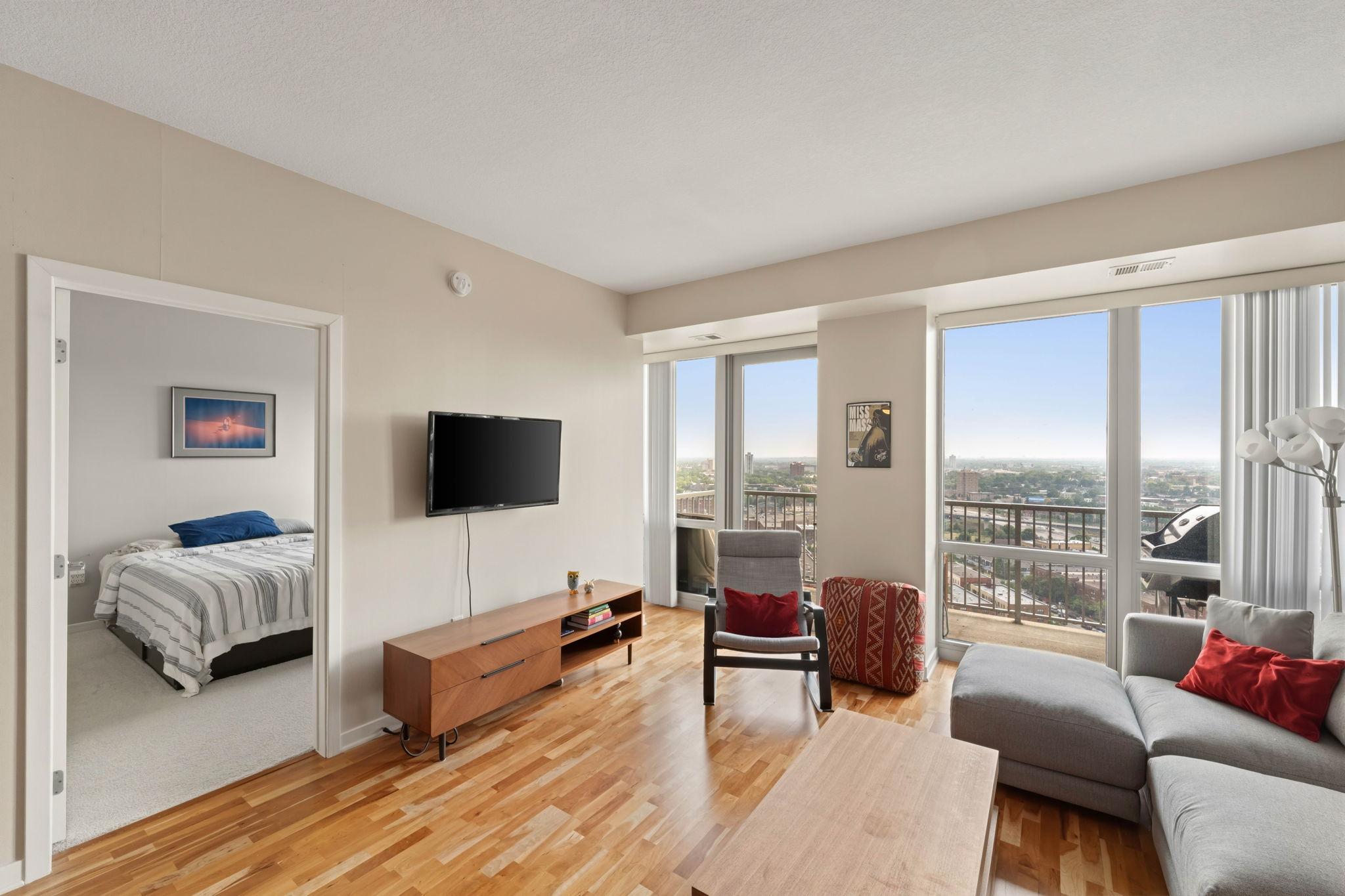 4th image of 929 Portland Ave #2308, Minneapolis, MN 55404 | MLS# 7089637
