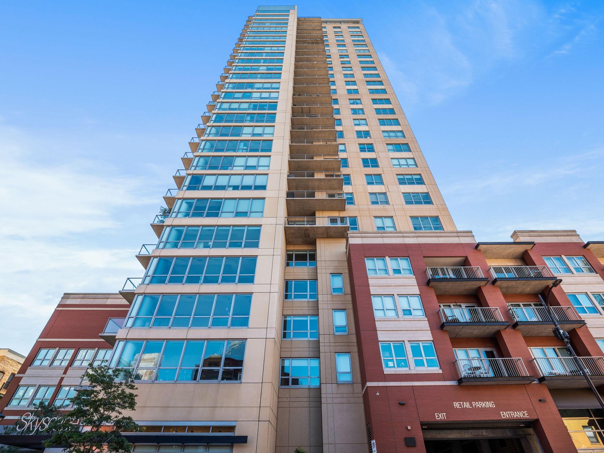 1st image of 929 Portland Ave #2308, Minneapolis, MN 55404 | MLS# 7089637
