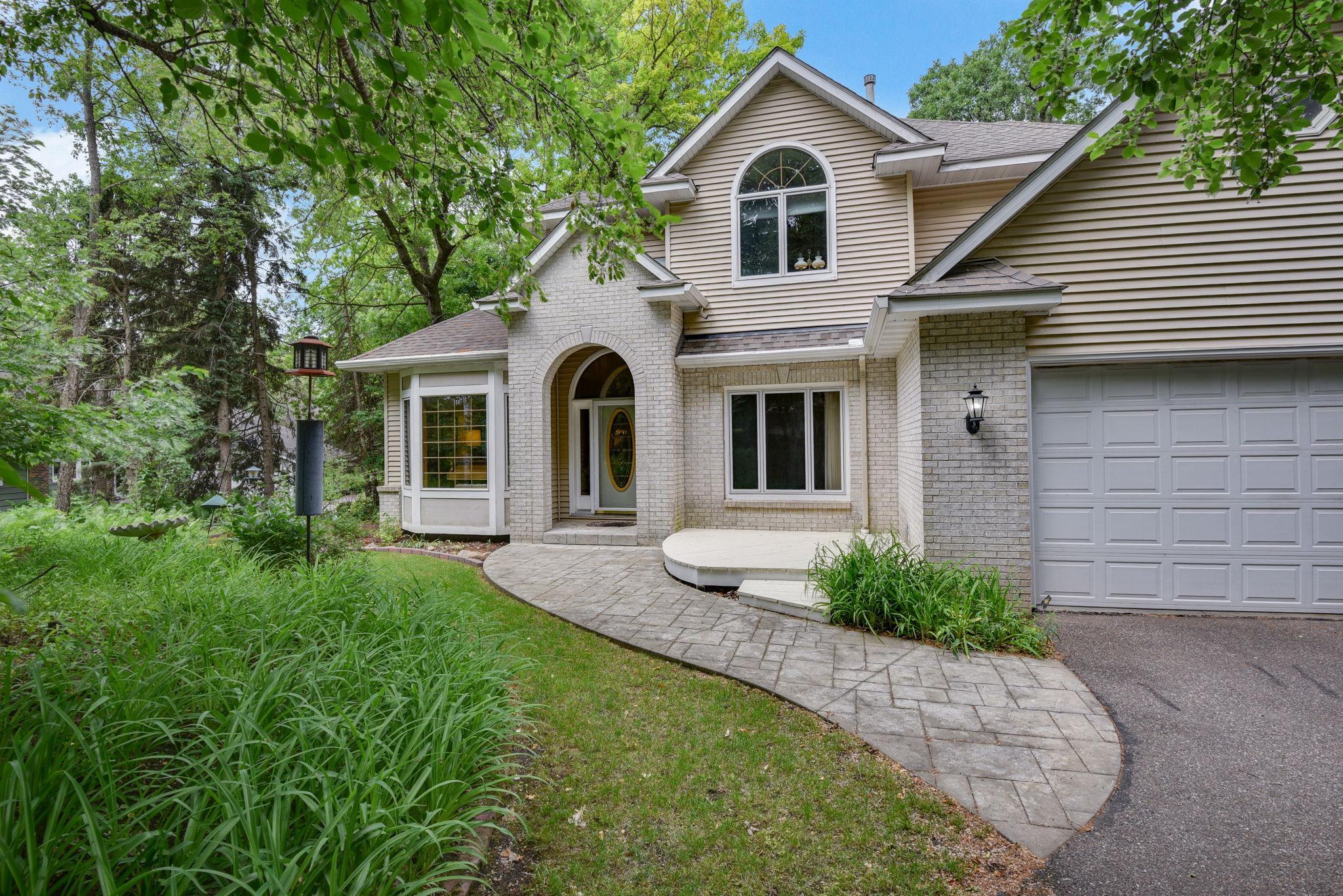 2nd image of 1266 Deerwood Dr, Saint Paul, MN 55123 | MLS# 7089699