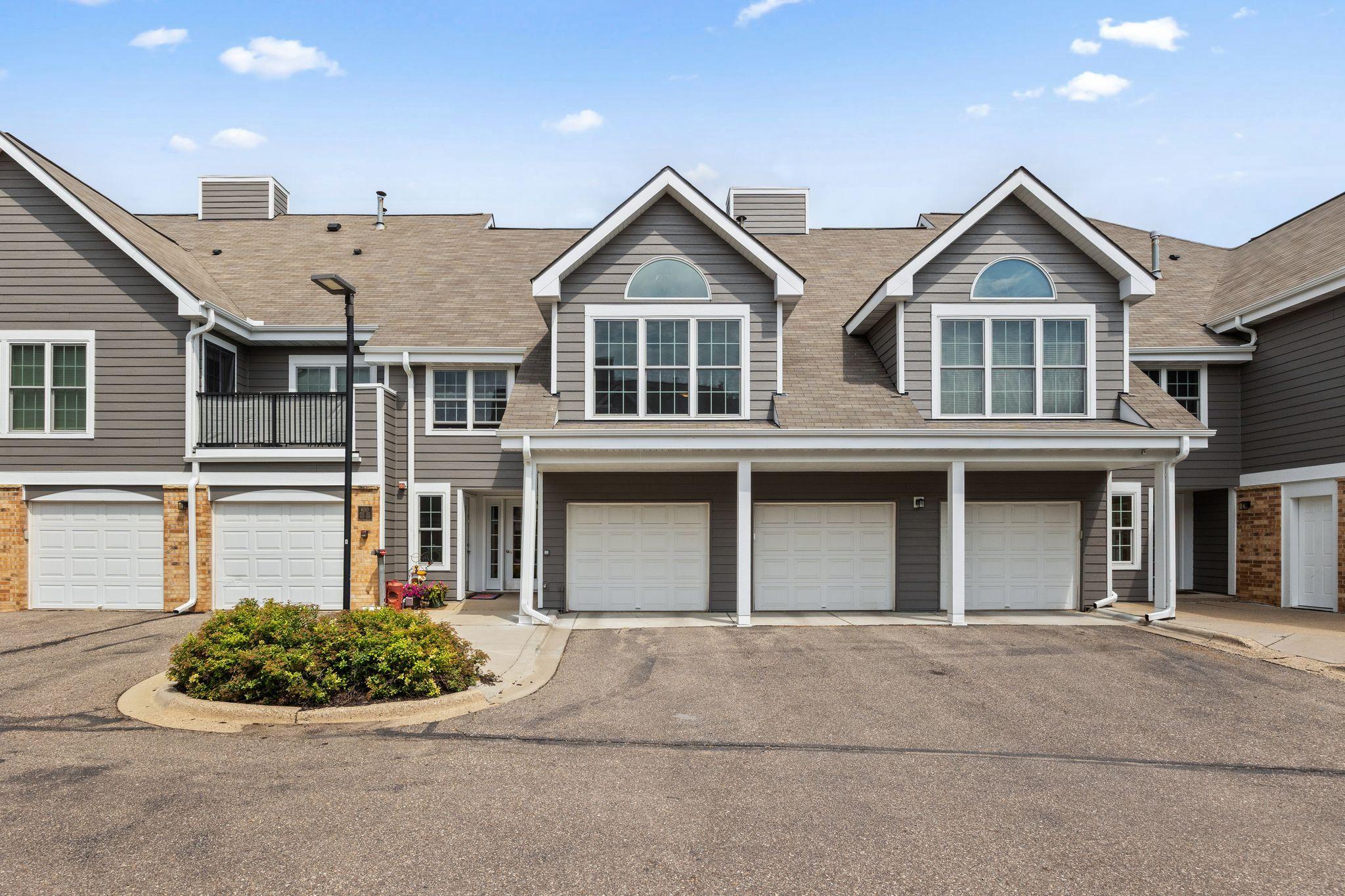 Homes for sale in Minnetonka, MN | 6010 Chasewood Pkwy #205, Minnetonka, MN 55343 | MLS# 7089939