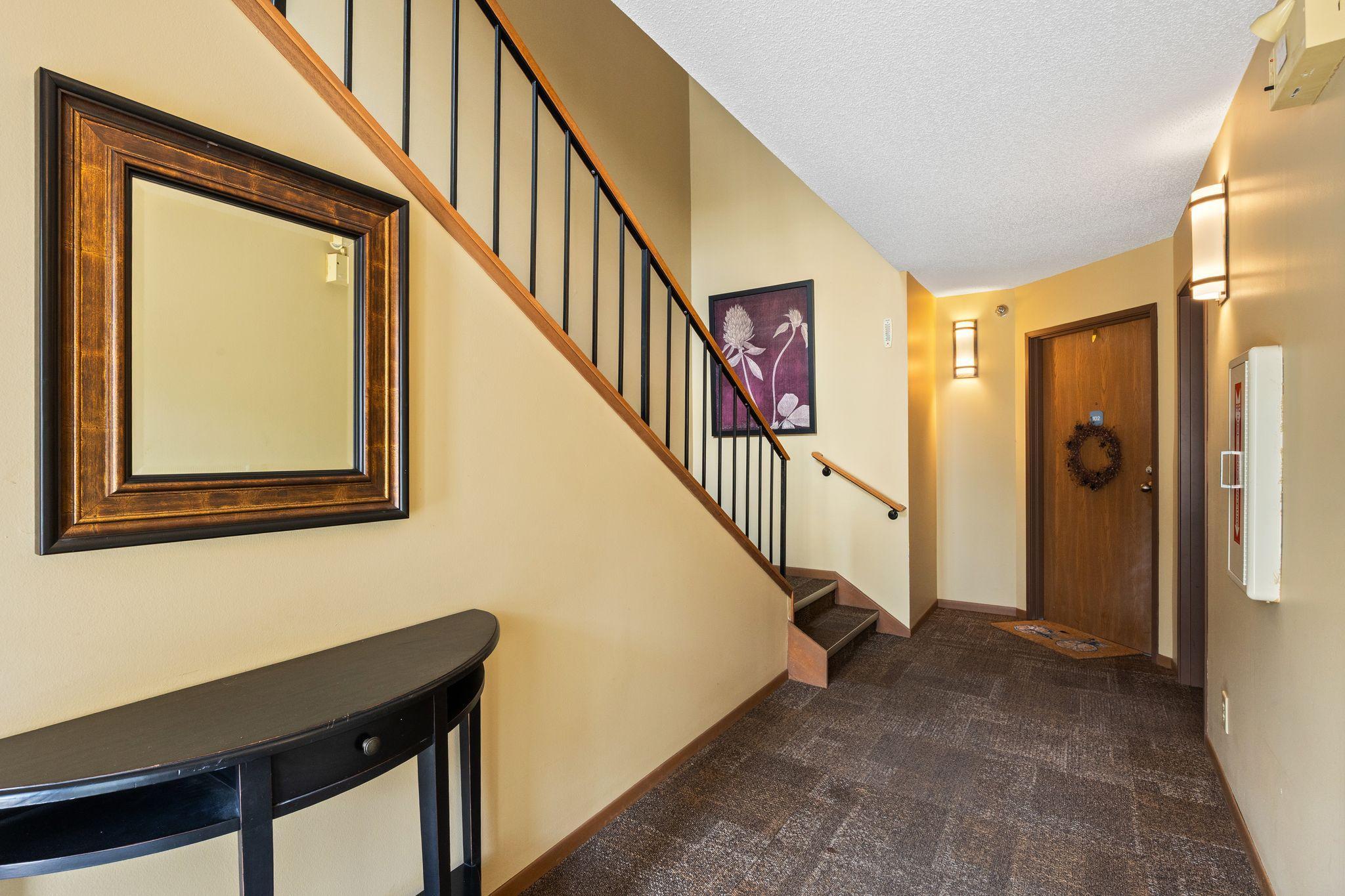 Homes for sale in Minnetonka, MN | 6010 Chasewood Pkwy #205, Minnetonka, MN 55343 | MLS# 7089939