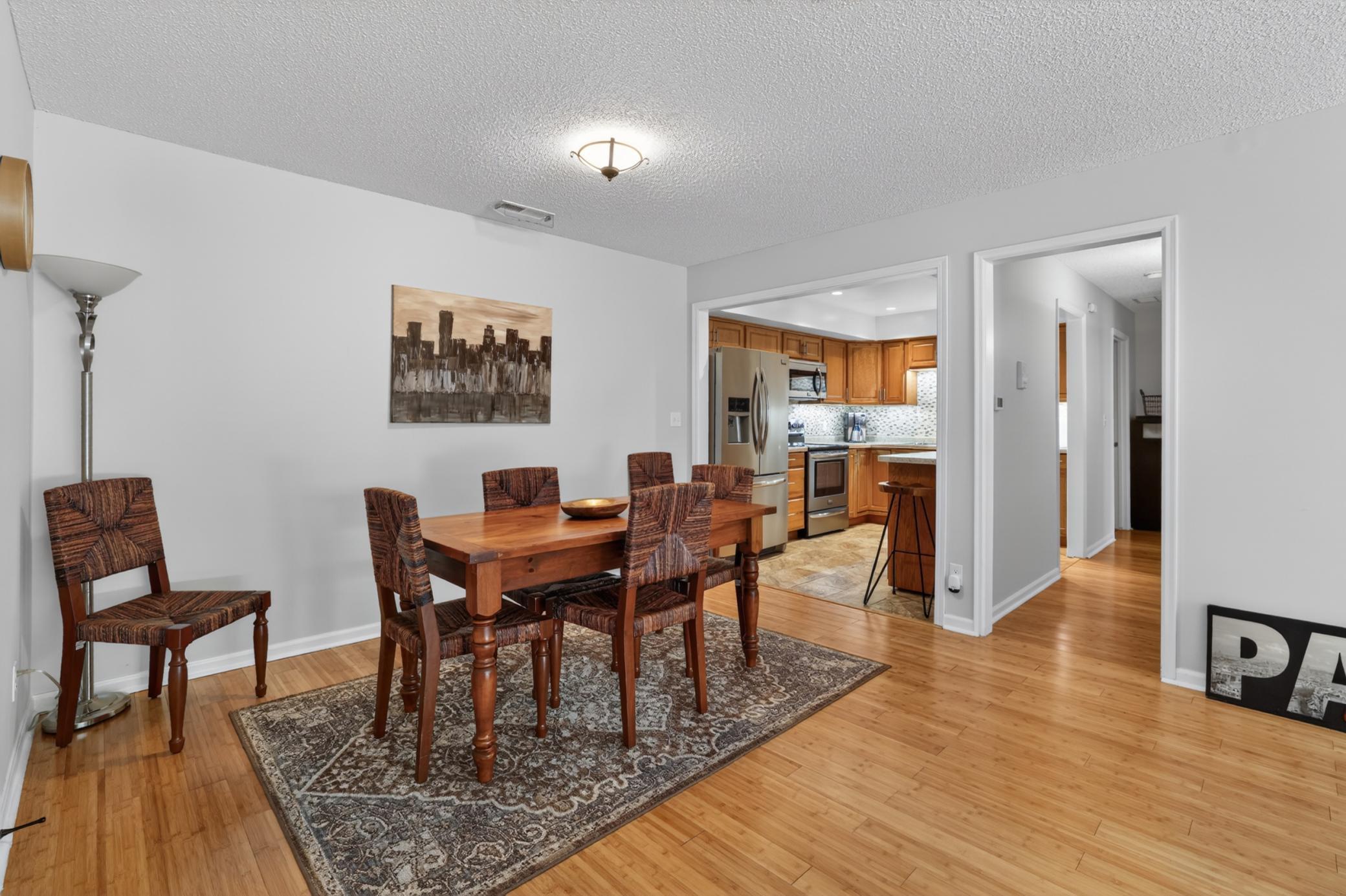 4th image of 2055 Carriage Dr SW, Rochester, MN 55902