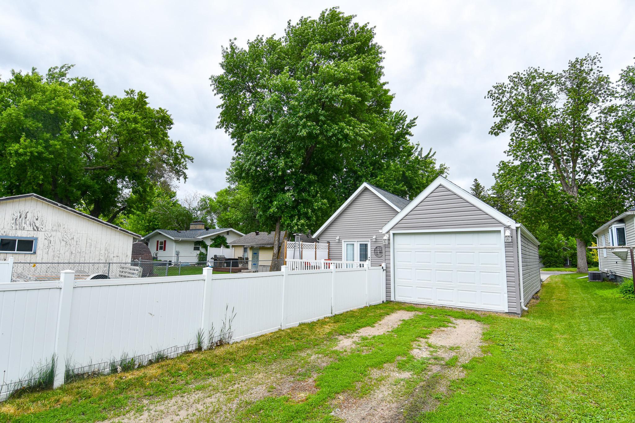 Homes for sale in Thief River Falls, MN | 1017 Duluth Ave N, Thief River Falls, MN 56701 | MLS# 7090386