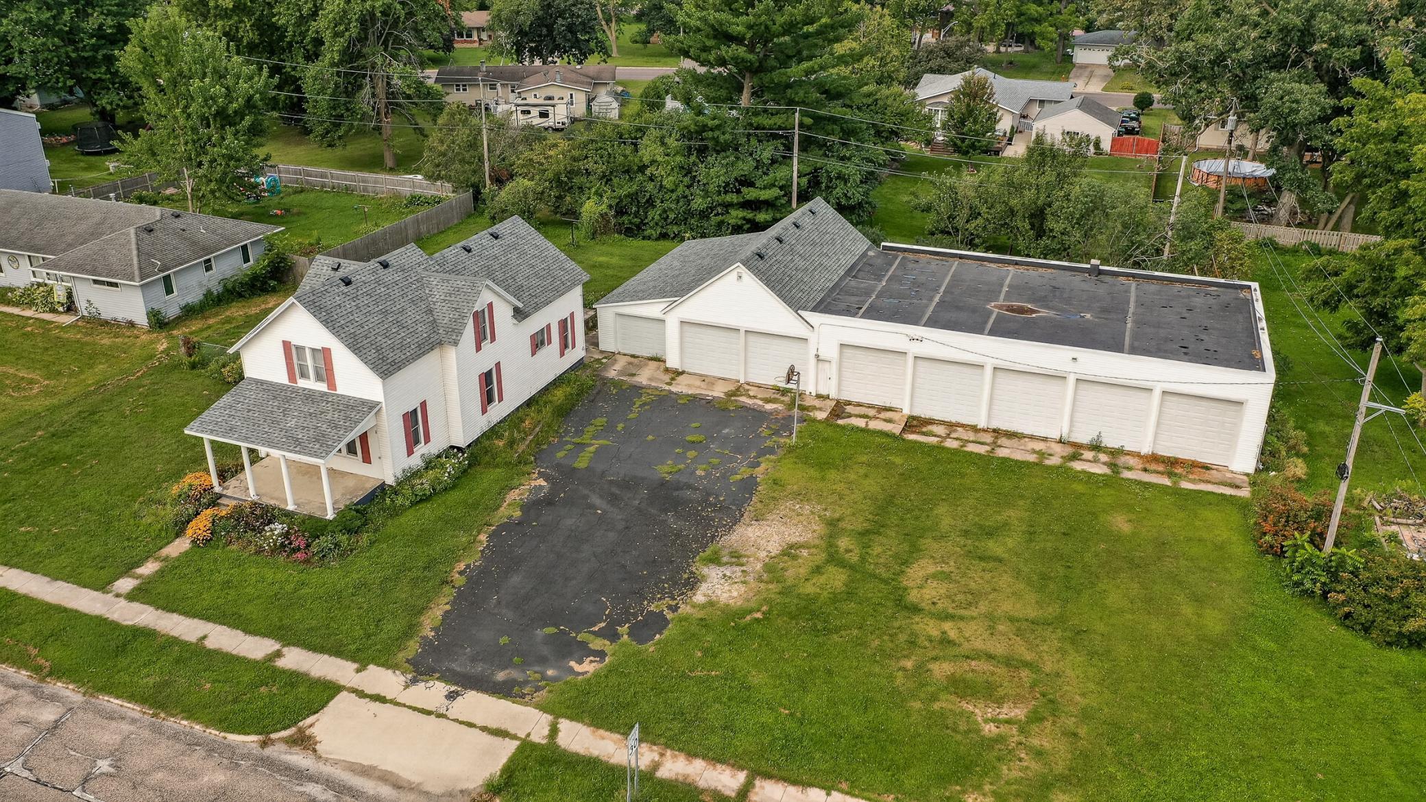 3rd image of 305 Mill St N, Brownsdale, MN 55918 | MLS# 7090438