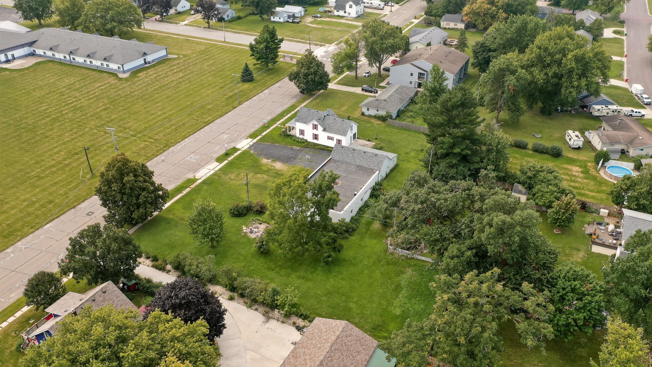 4th image of 305 Mill St N, Brownsdale, MN 55918 | MLS# 7090438