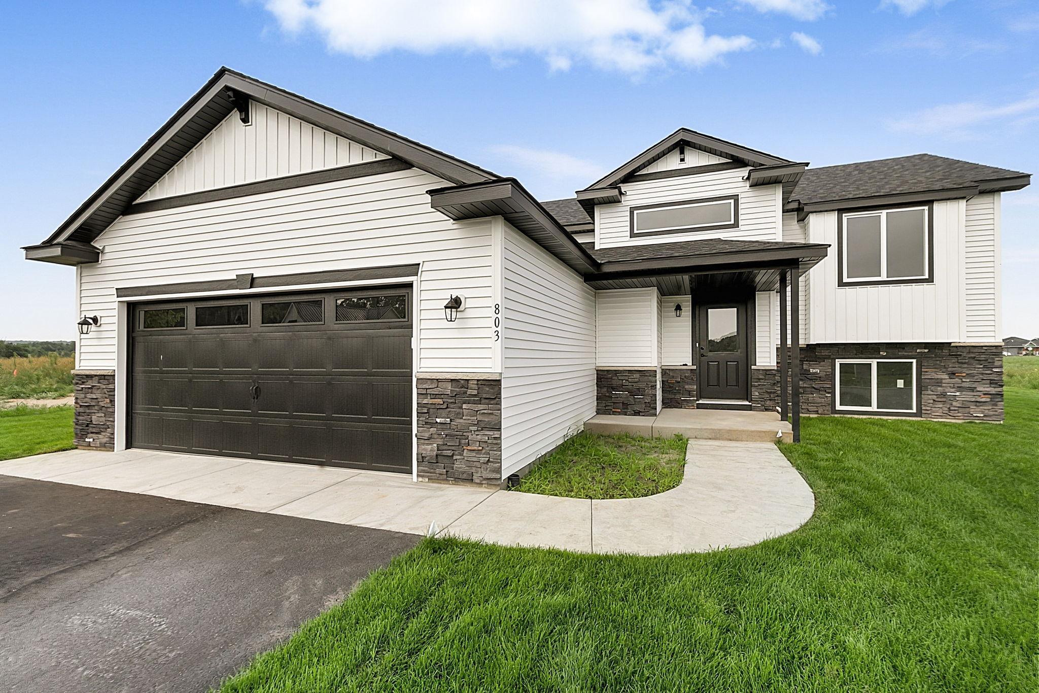 1st image of 807 Prateria Ave, Avon, MN 56310 | MLS# 7090463