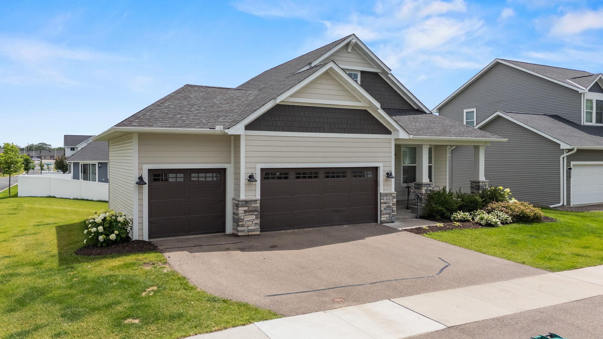 4th image of 490 Elizabeth Wy, Hudson, WI 54016 | MLS# 7090485