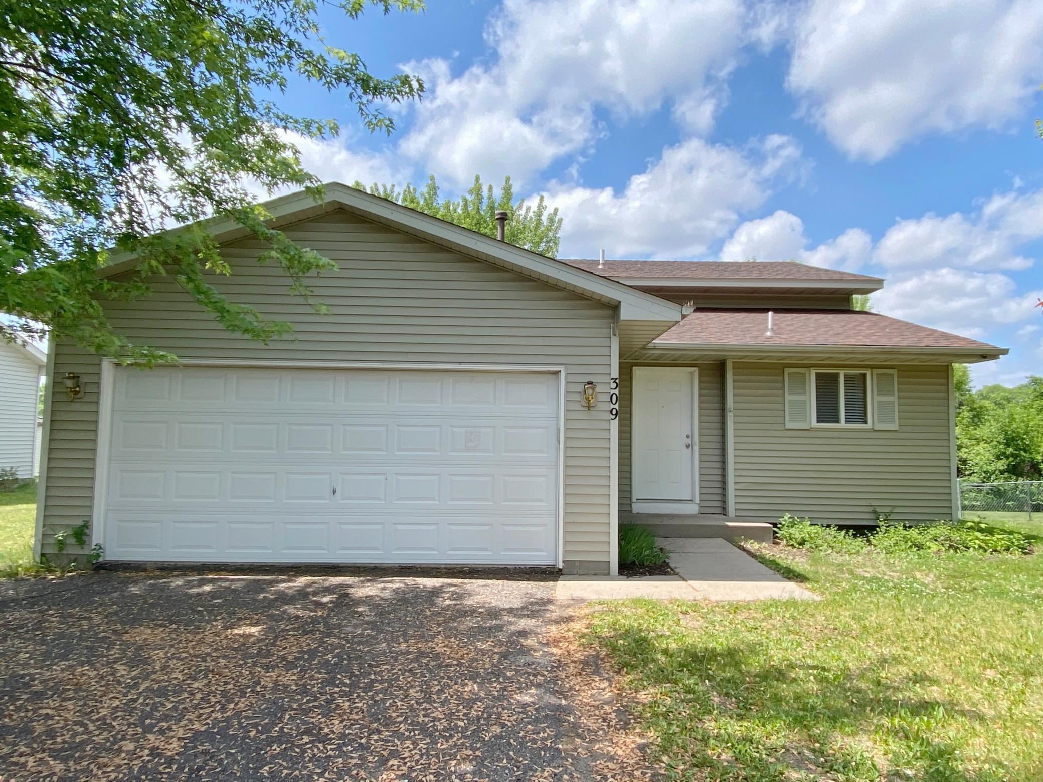 1st image of 309 13th Ave Ne, Buffalo, MN 55313 | MLS# 7090642