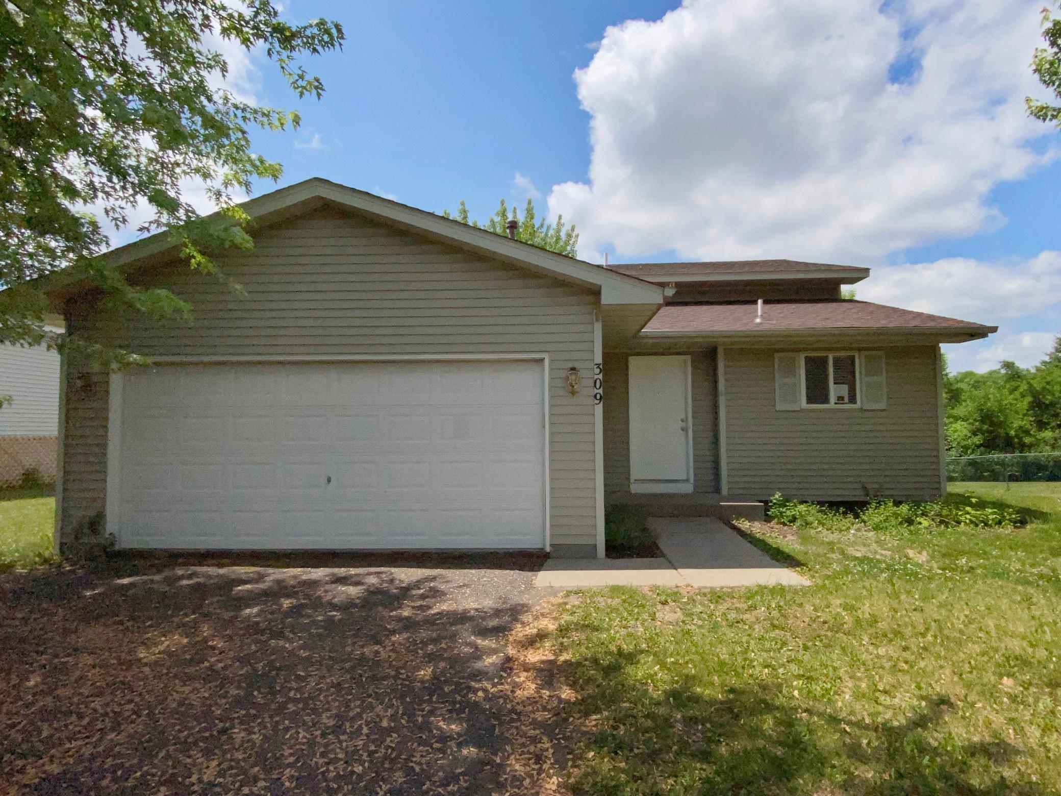 2nd image of 309 13th Ave Ne, Buffalo, MN 55313 | MLS# 7090642