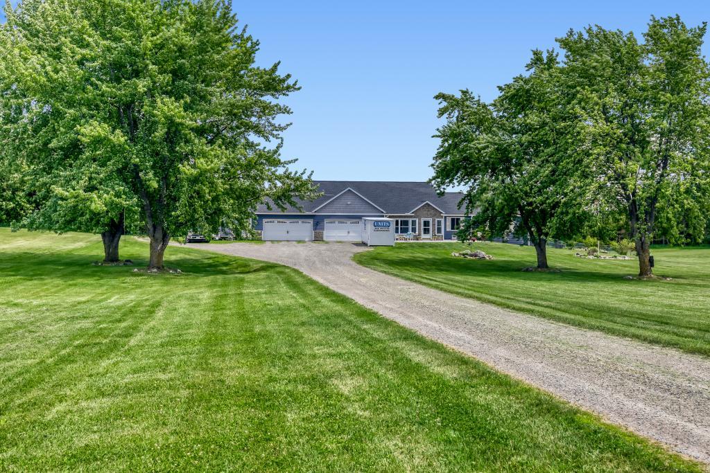 3rd image of 10620 Cain Rd, Rogers, MN 55374 | MLS# 7090719
