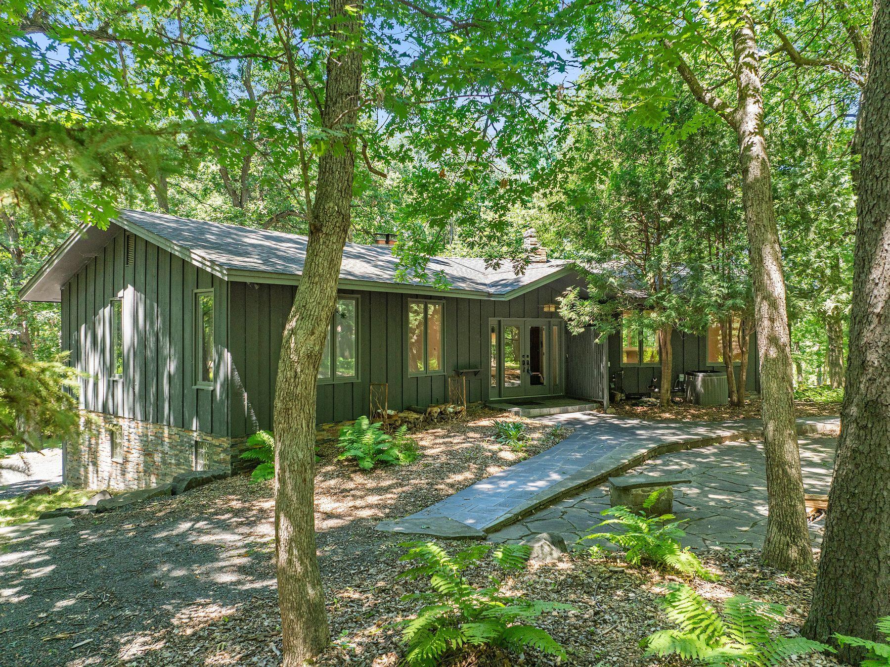 4th image of 3 Snowy Owl Ln, Saint Paul, MN 55127 | MLS# 7090774