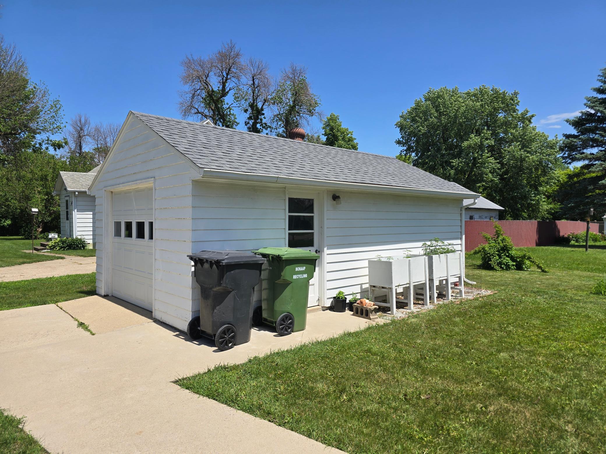 26th image of 1601 Murray Ave, Worthington, MN 56187 | MLS# 7090838