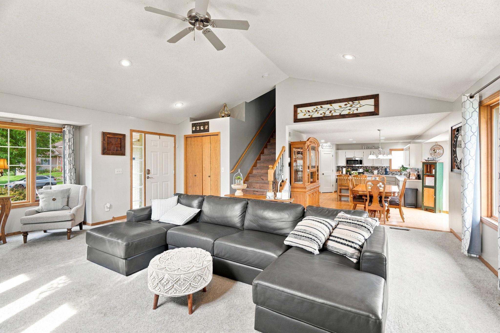 4th image of 8060 Padgett Ave Ne, Elk River, MN 55330 | MLS# 7090986