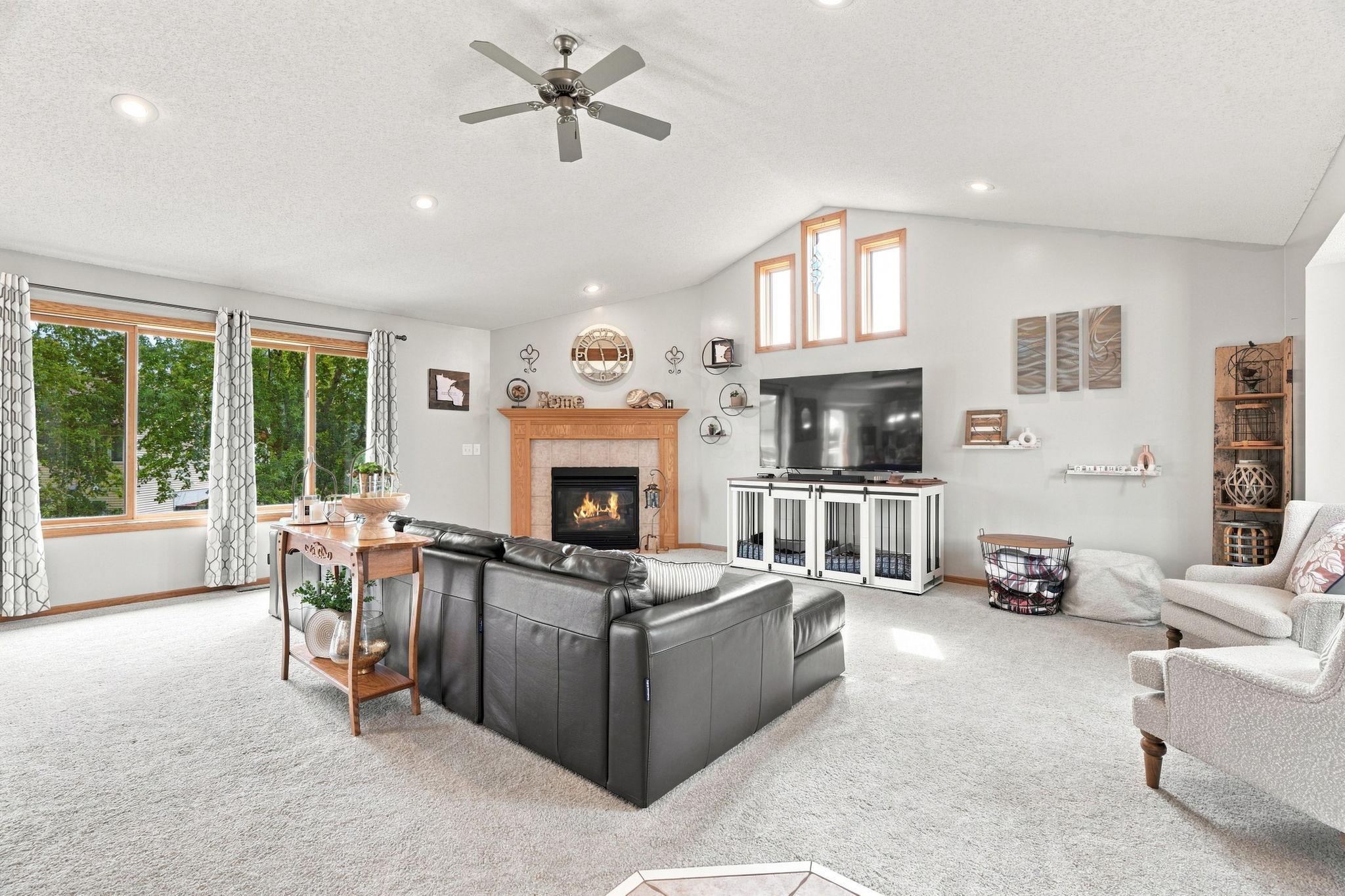 2nd image of 8060 Padgett Ave Ne, Elk River, MN 55330 | MLS# 7090986