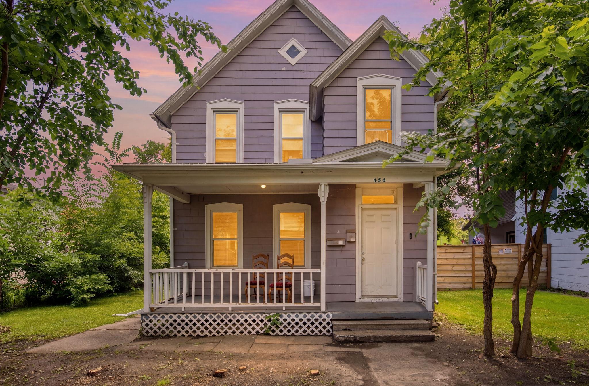 1st image of 454 Sherburne Ave, Saint Paul, MN 55103 | MLS# 7091018