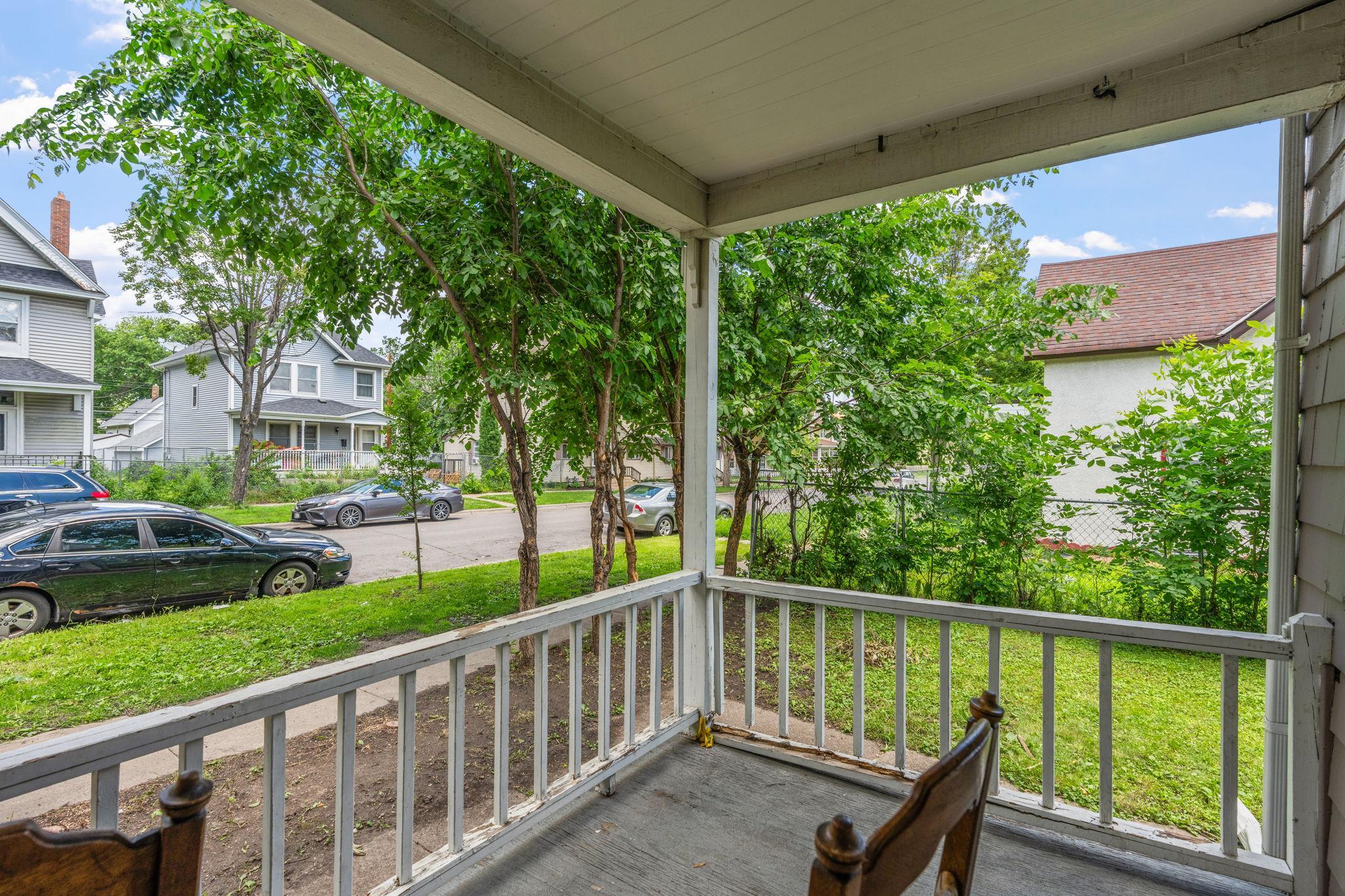 3rd image of 454 Sherburne Ave, Saint Paul, MN 55103 | MLS# 7091018