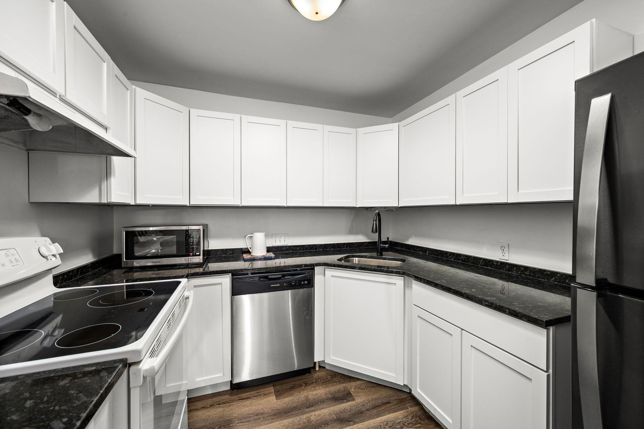 5th image of 350 Shelard Pkwy, St. Louis Park, MN 55426