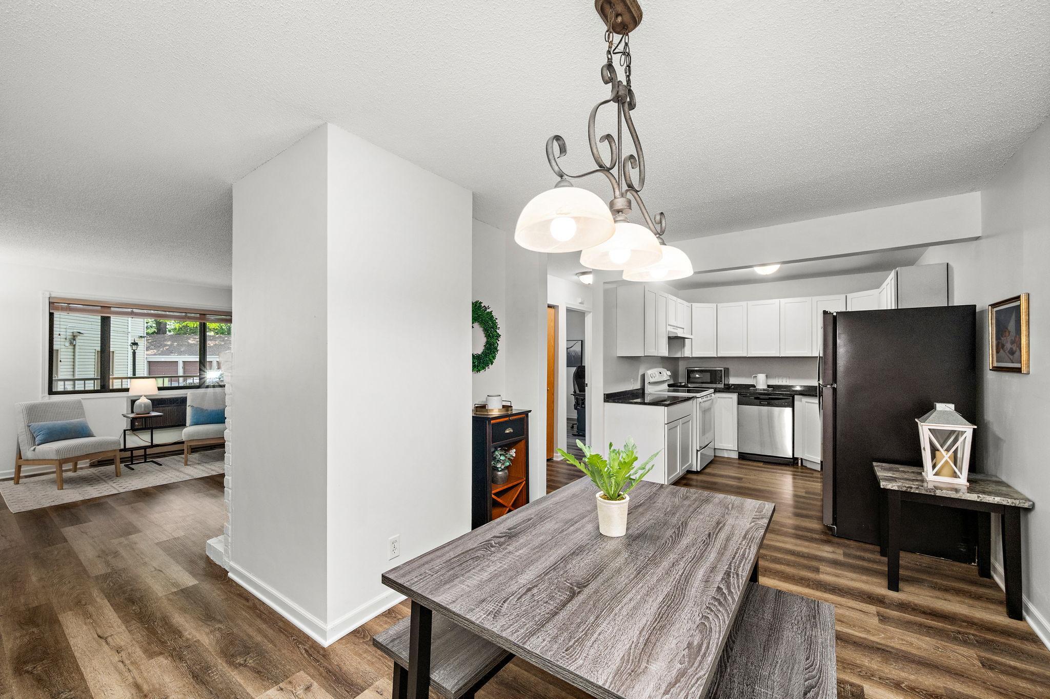 4th image of 350 Shelard Pkwy, St. Louis Park, MN 55426