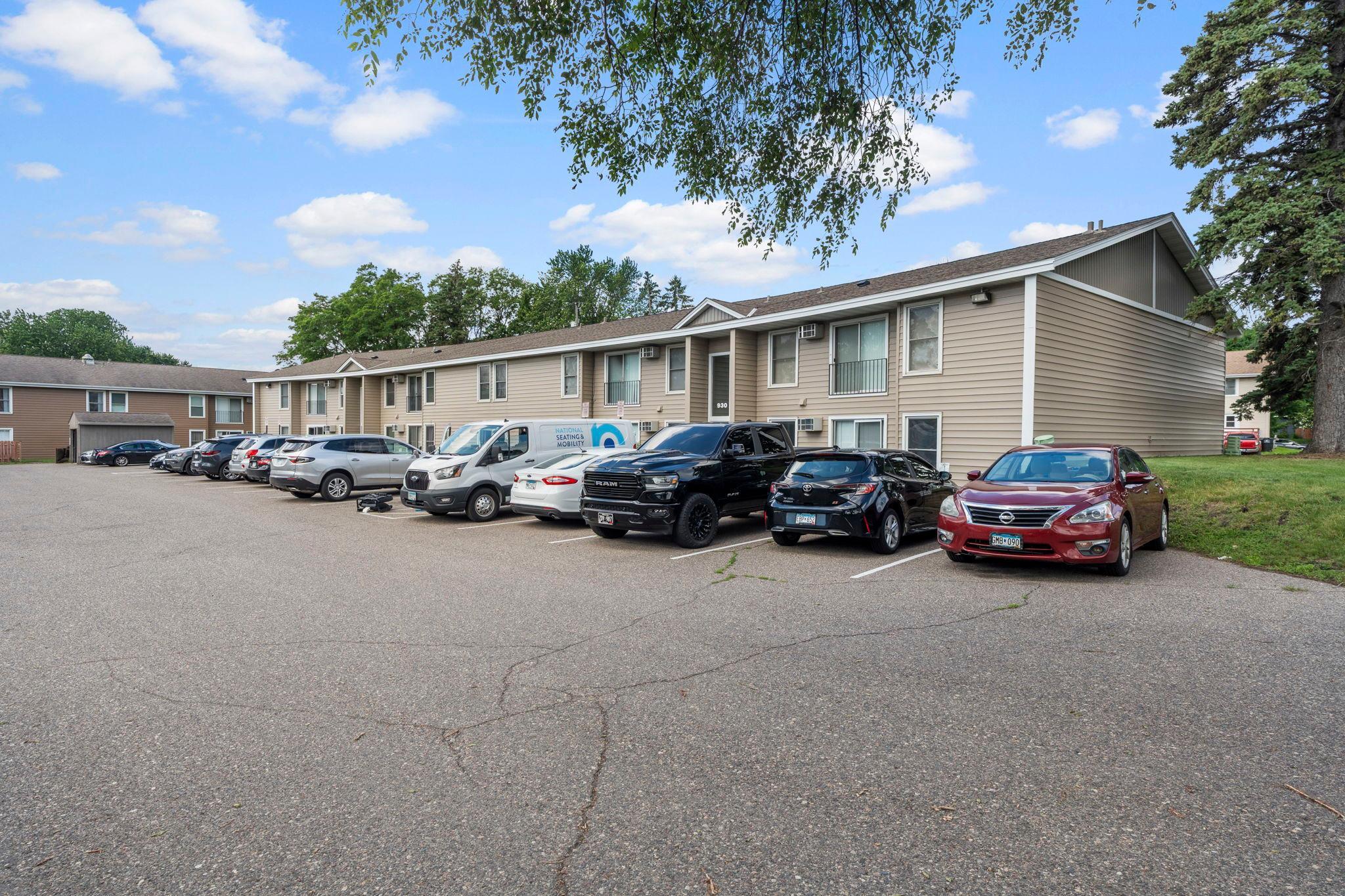 Homes for sale in Hopkins, MN | 920 6th St S #5, Hopkins, MN 55343 | MLS# 7091094
