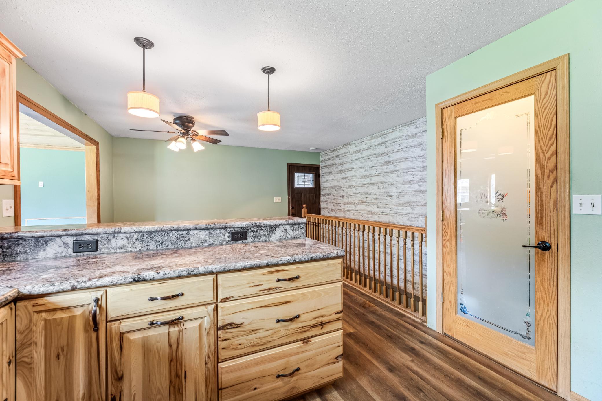 Homes for sale in La Crescent, MN | 1497 Claudia Ave, La Crescent, MN 55947 | MLS# 7091305