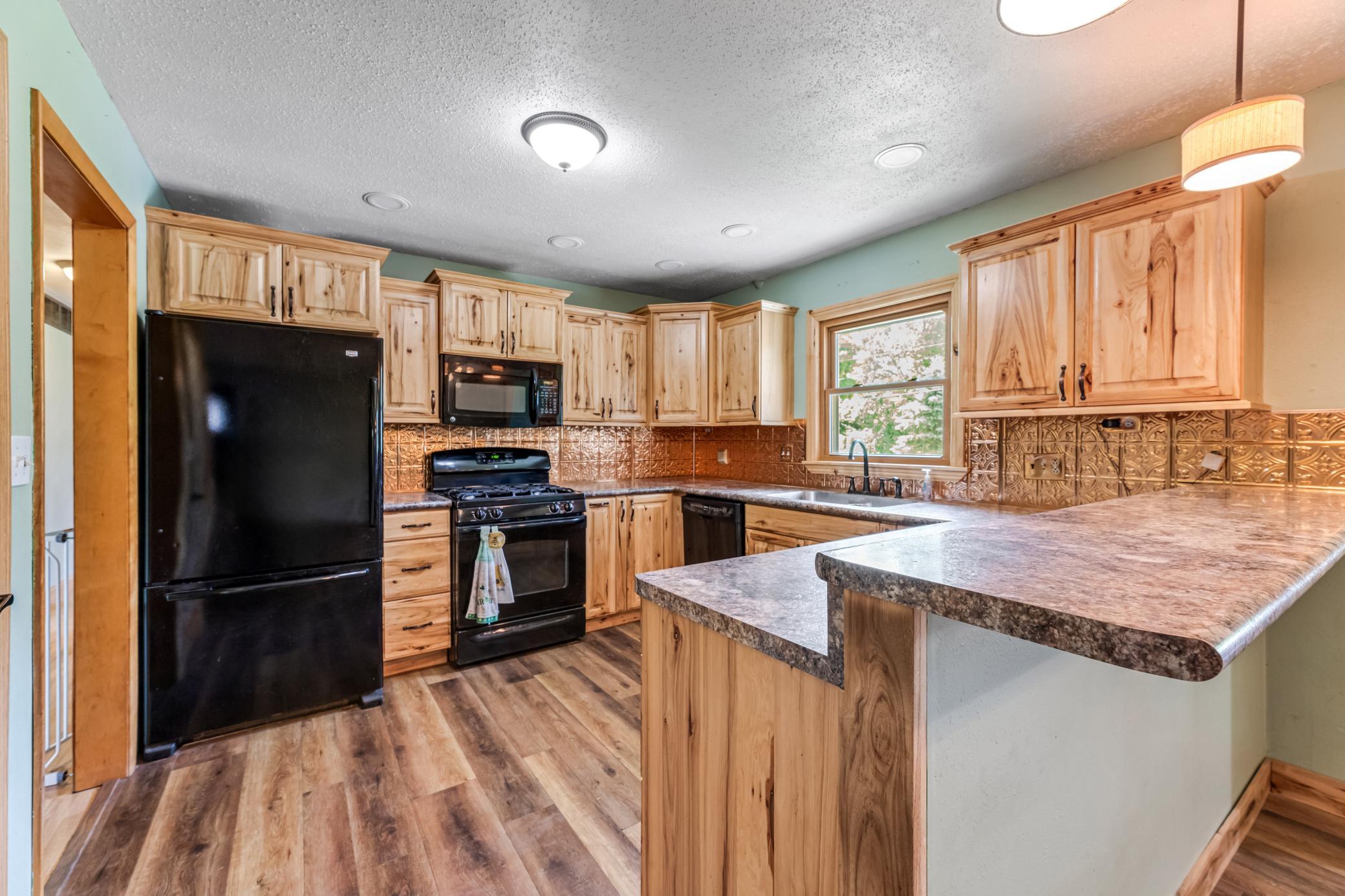 Homes for sale in La Crescent, MN | 1497 Claudia Ave, La Crescent, MN 55947 | MLS# 7091305