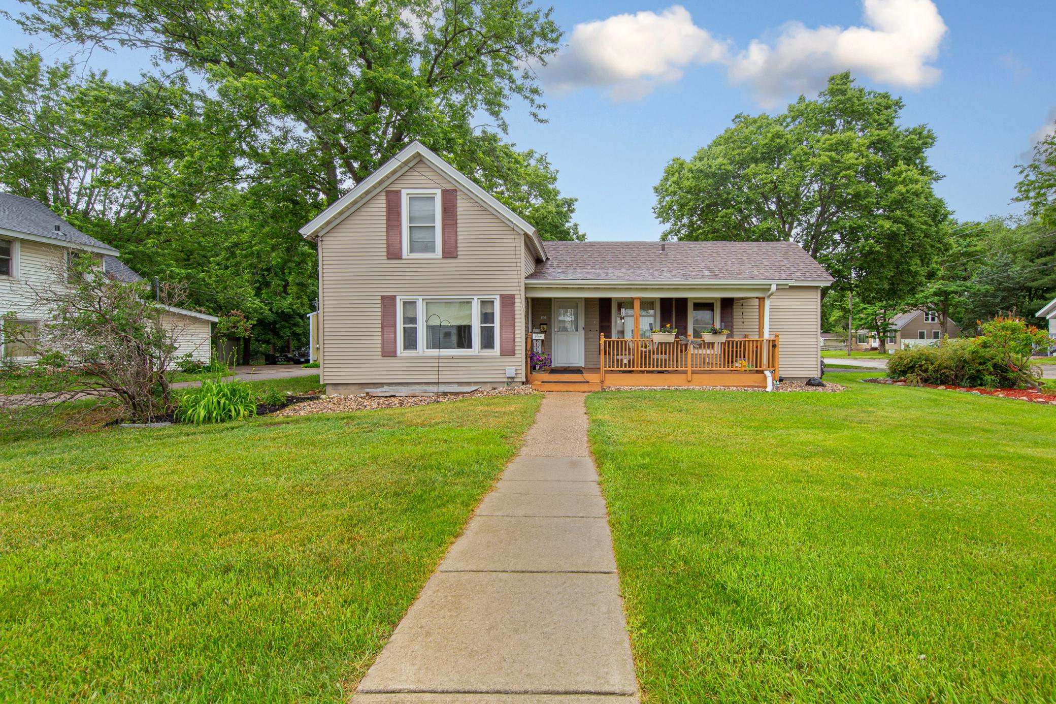 1st image of 806 5th St Nw, Faribault, MN 55021 | MLS# 7091476