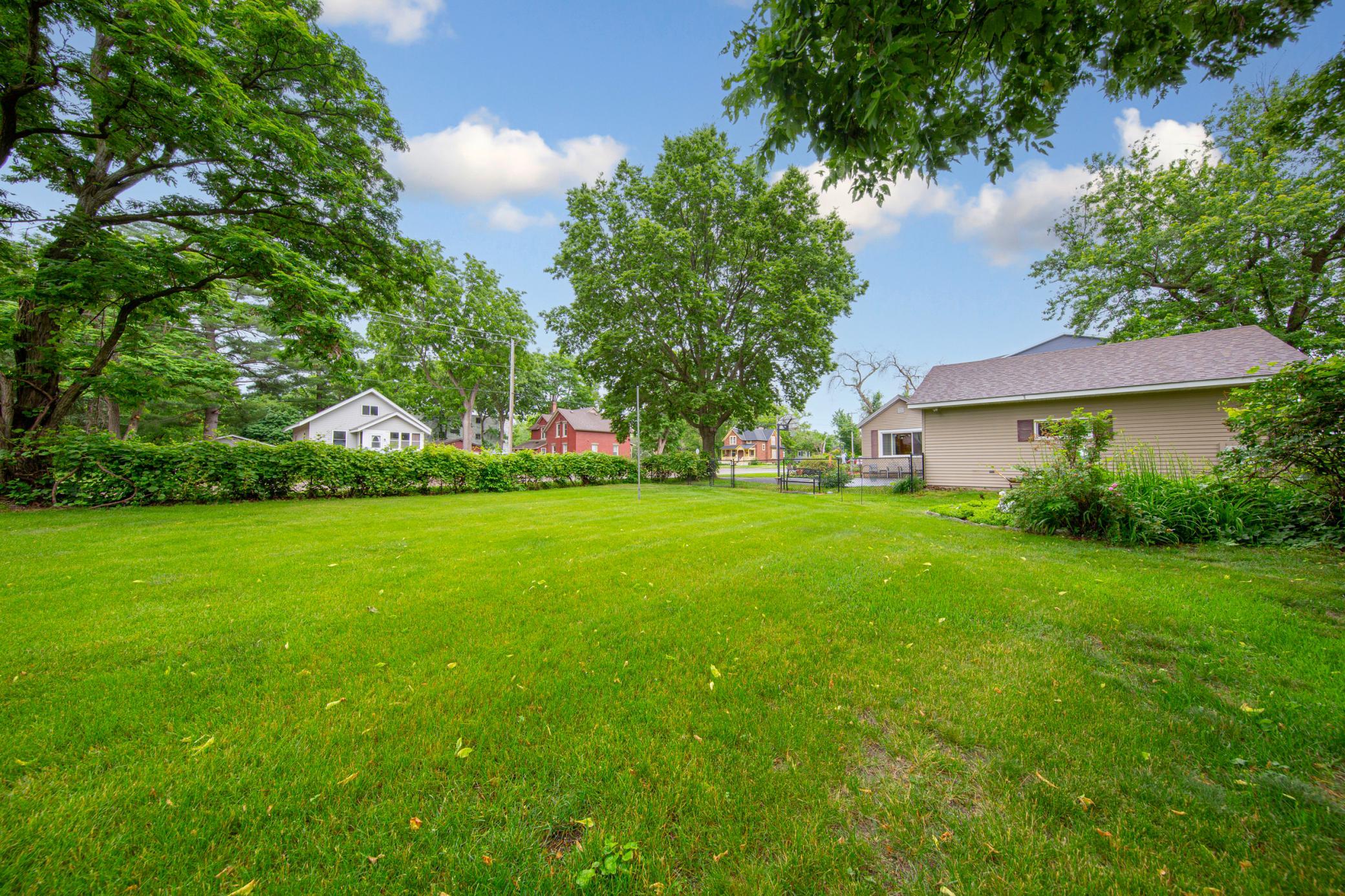 3rd image of 806 5Th St Nw, Faribault, MN 55021 | MLS# 7091476