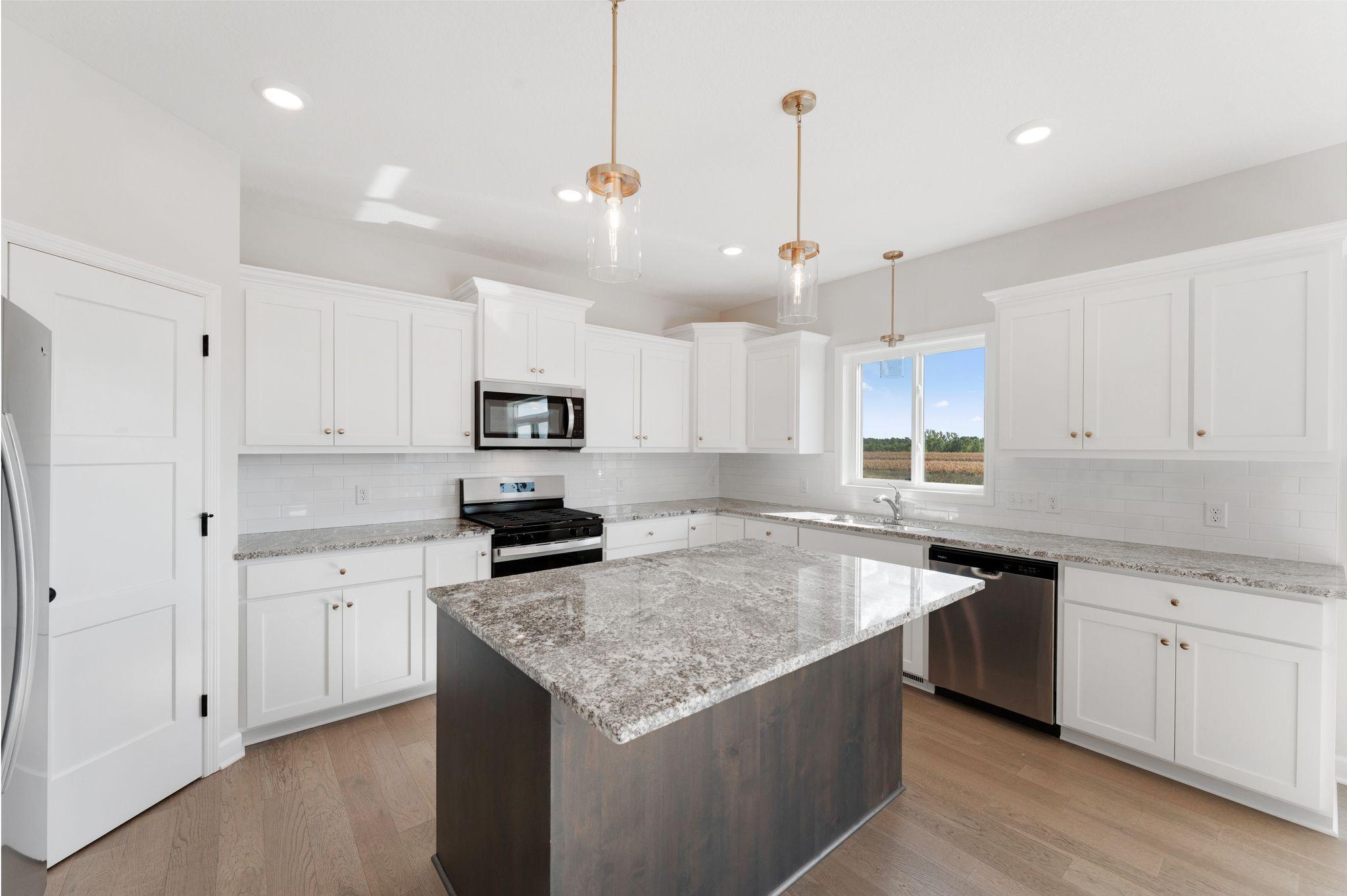 1st image of 18314 Geyser Wy, Lakeville, MN 55044 | MLS# 7091526