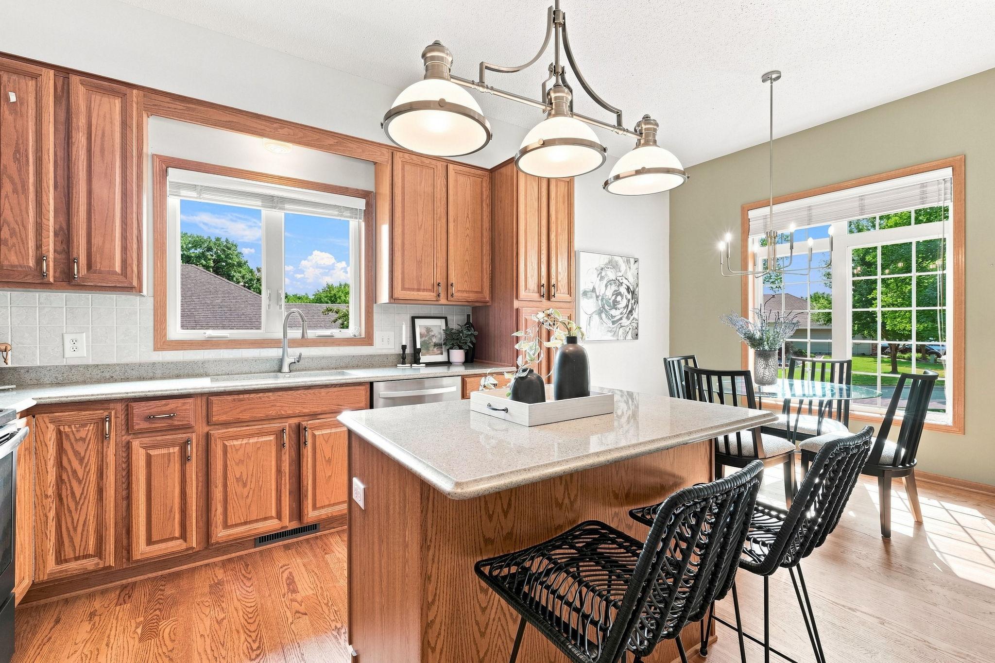 5th image of 10276 Lancaster Ln, Saint Paul, MN 55129 | MLS# 7091618