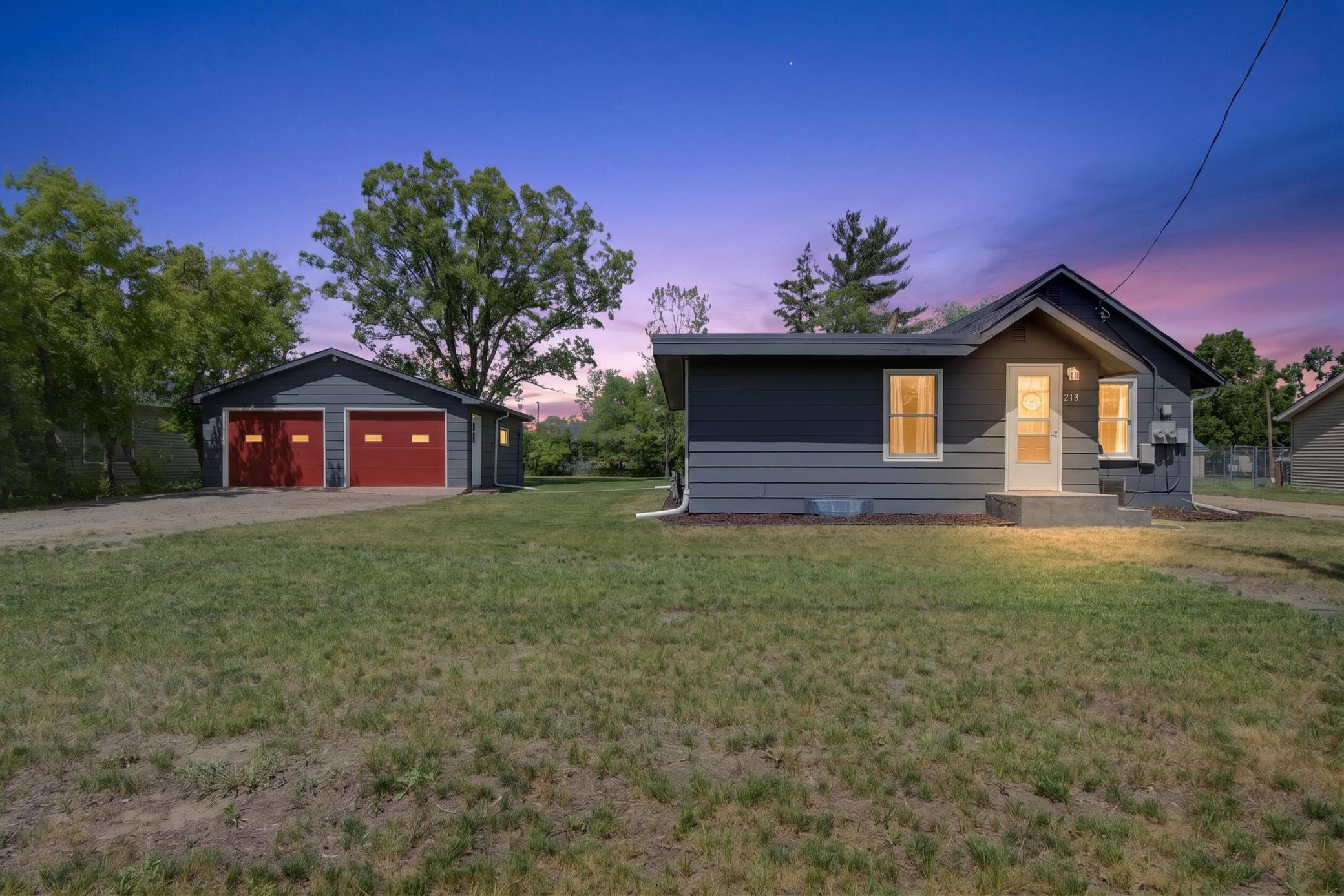2nd image of 213 Roosevelt Rd Sw, Bemidji, MN 56601 | MLS# 7091648
