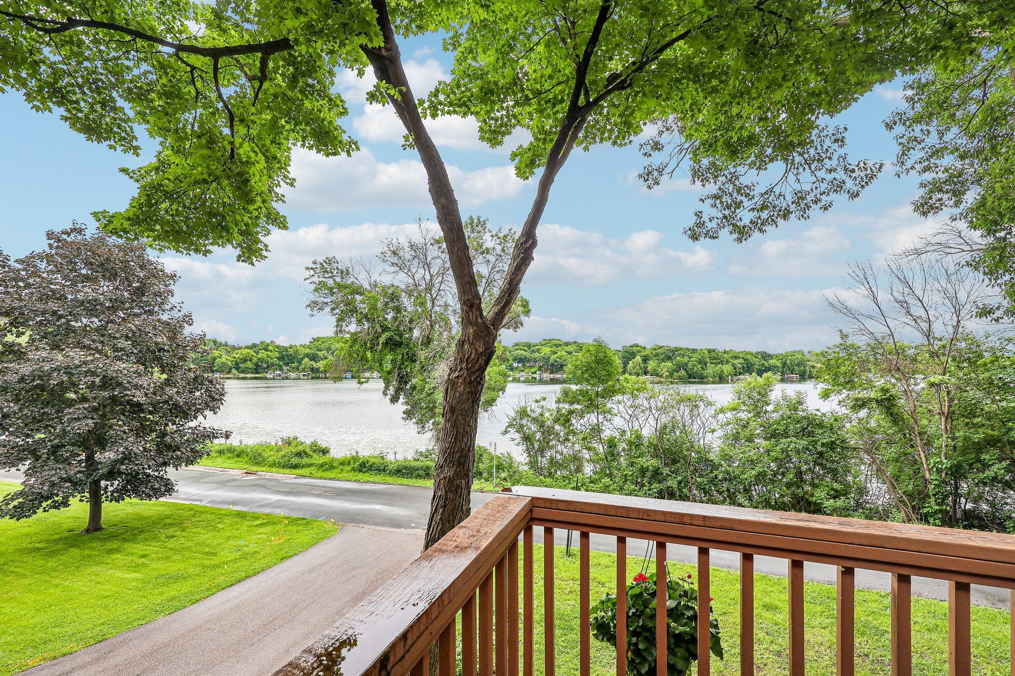 4th image of 6680 Lotus Trl, Chanhassen, MN 55317 | MLS# 7091694