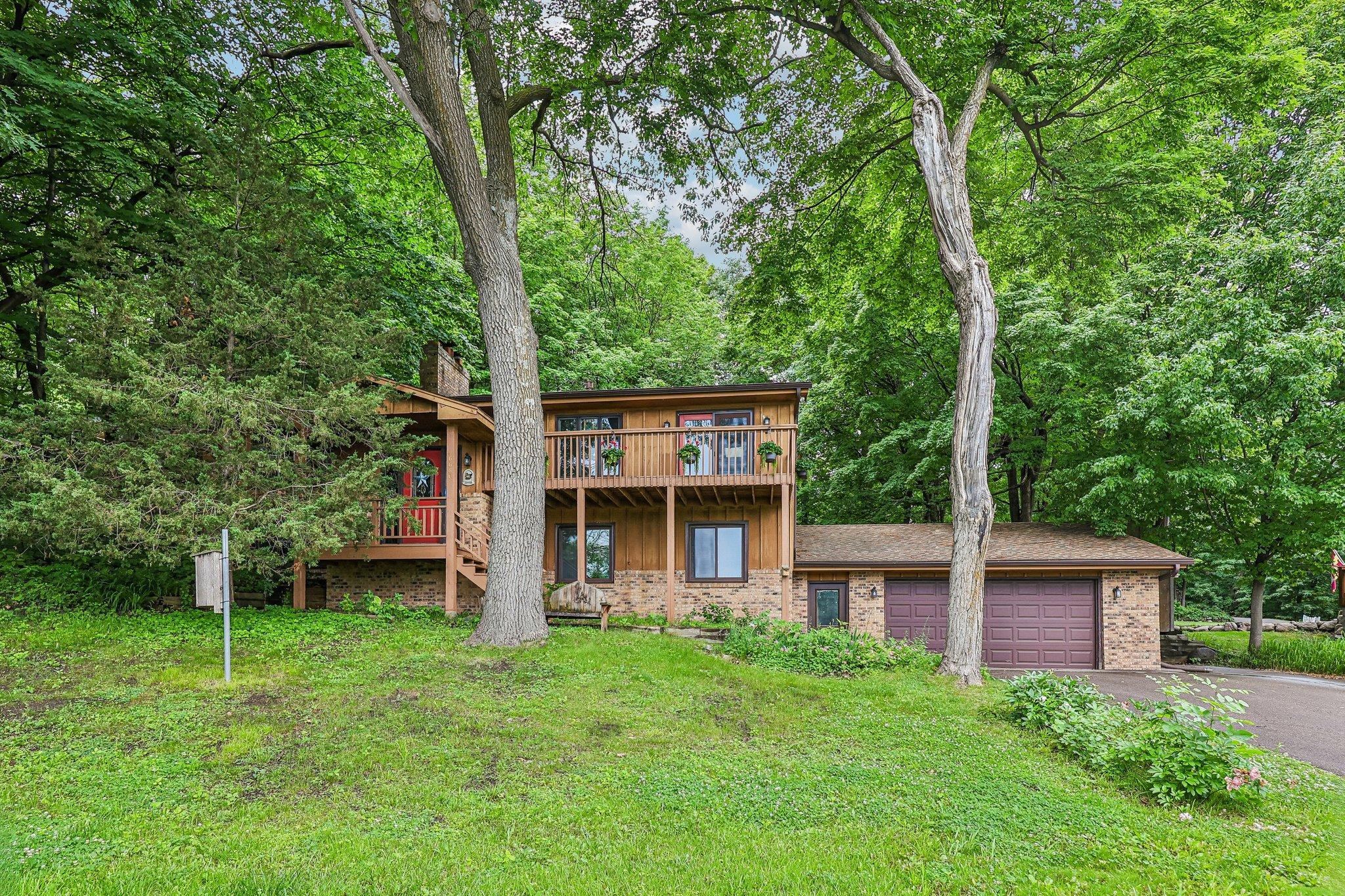 1st image of 6680 Lotus Trl, Chanhassen, MN 55317 | MLS# 7091694