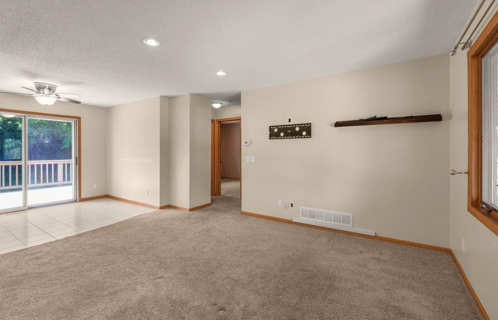 4th image of 9109 Erickson Ct N, Brooklyn Park, MN 55428 | MLS# 7091802