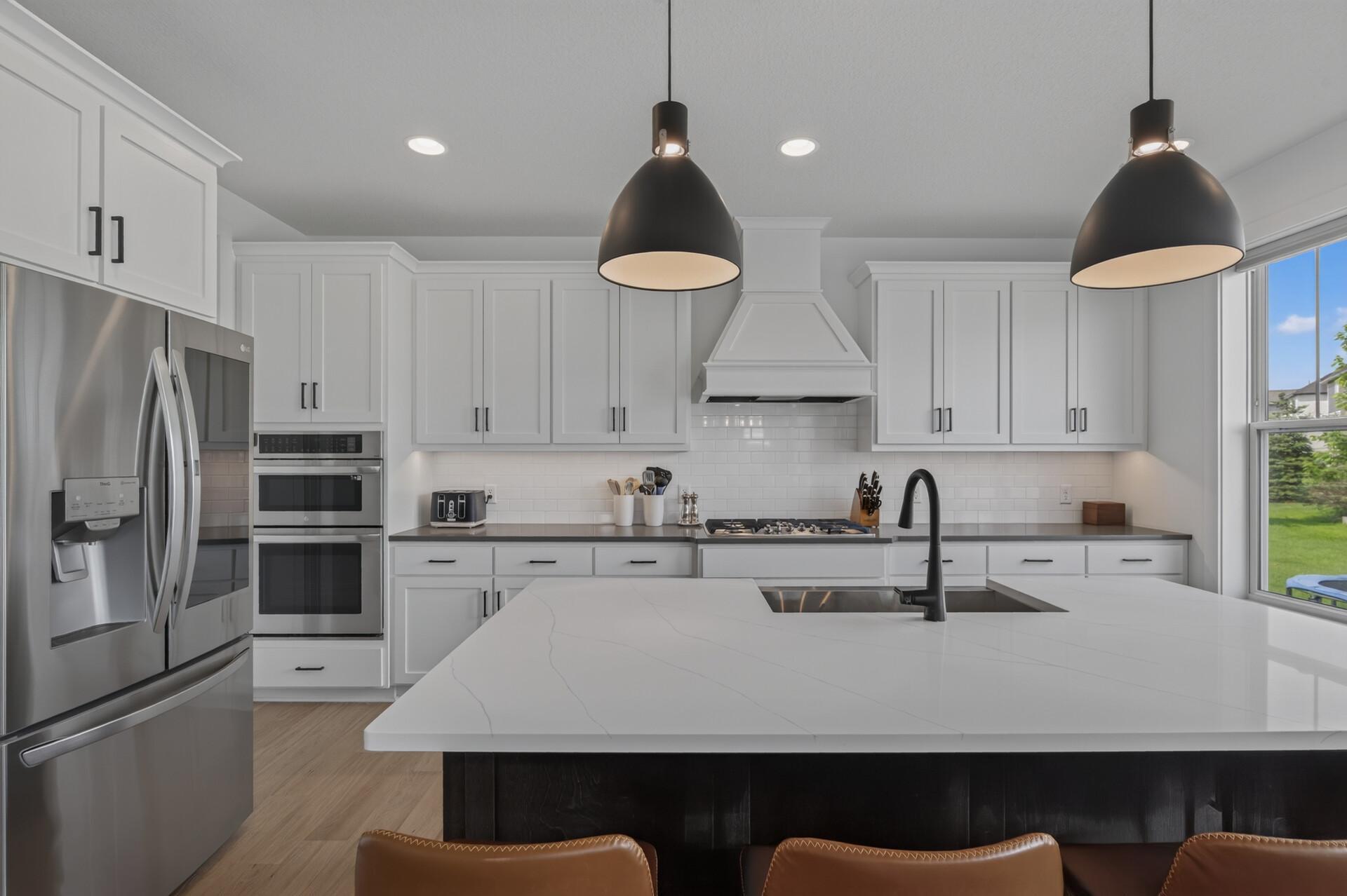 2nd image of 6432 Red Cedar Dr, Chaska, MN 55318 | MLS# 7091821