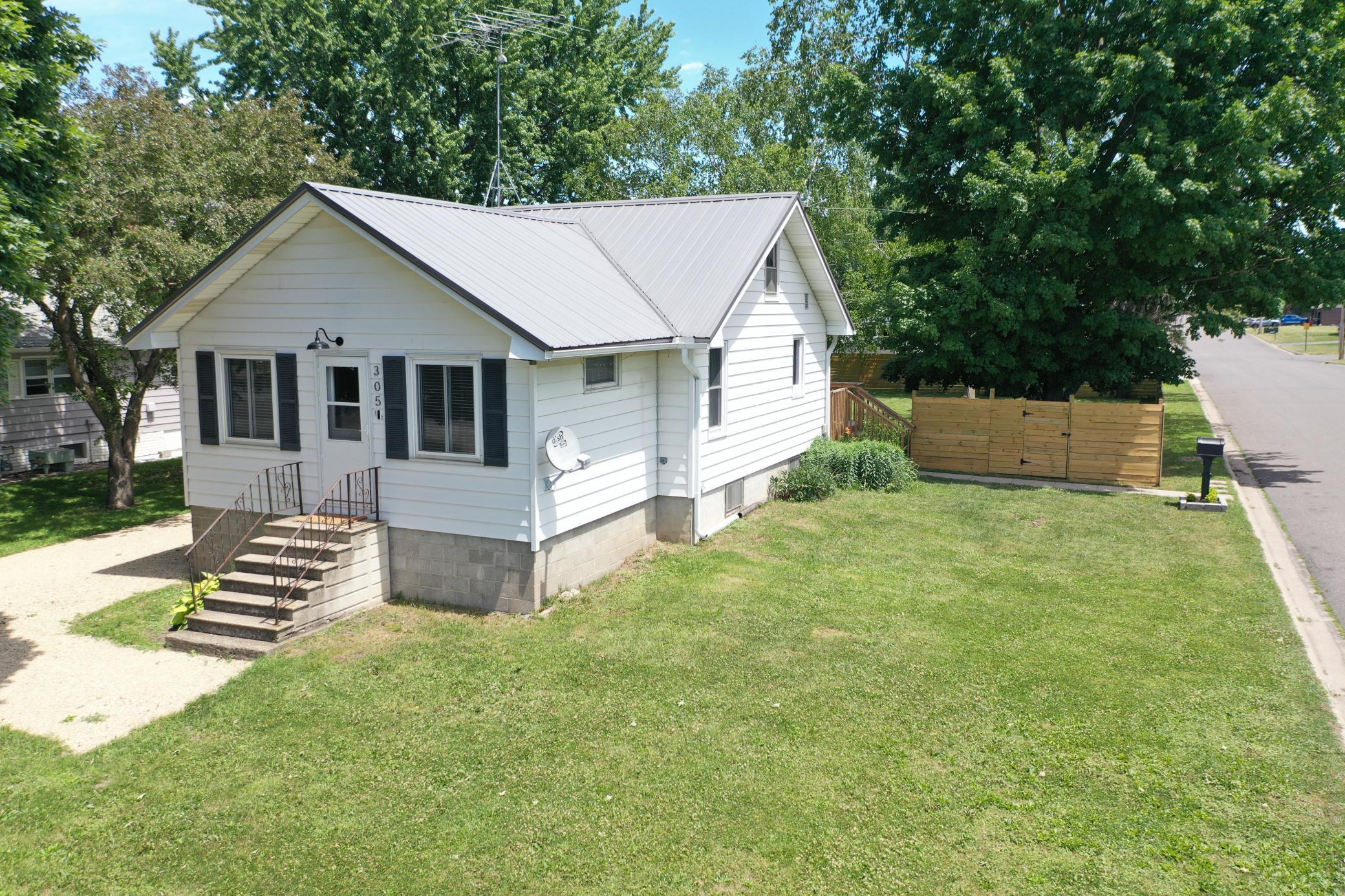 Homes for sale in Plainview, MN | 305 N Wabasha, Plainview, MN 55964 | MLS# 7092104