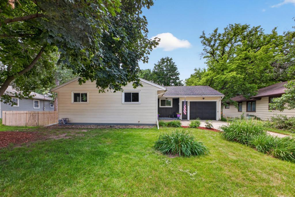 1st image of 850 11 1/2 St Sw, Rochester, MN 55902 | MLS# 7092116