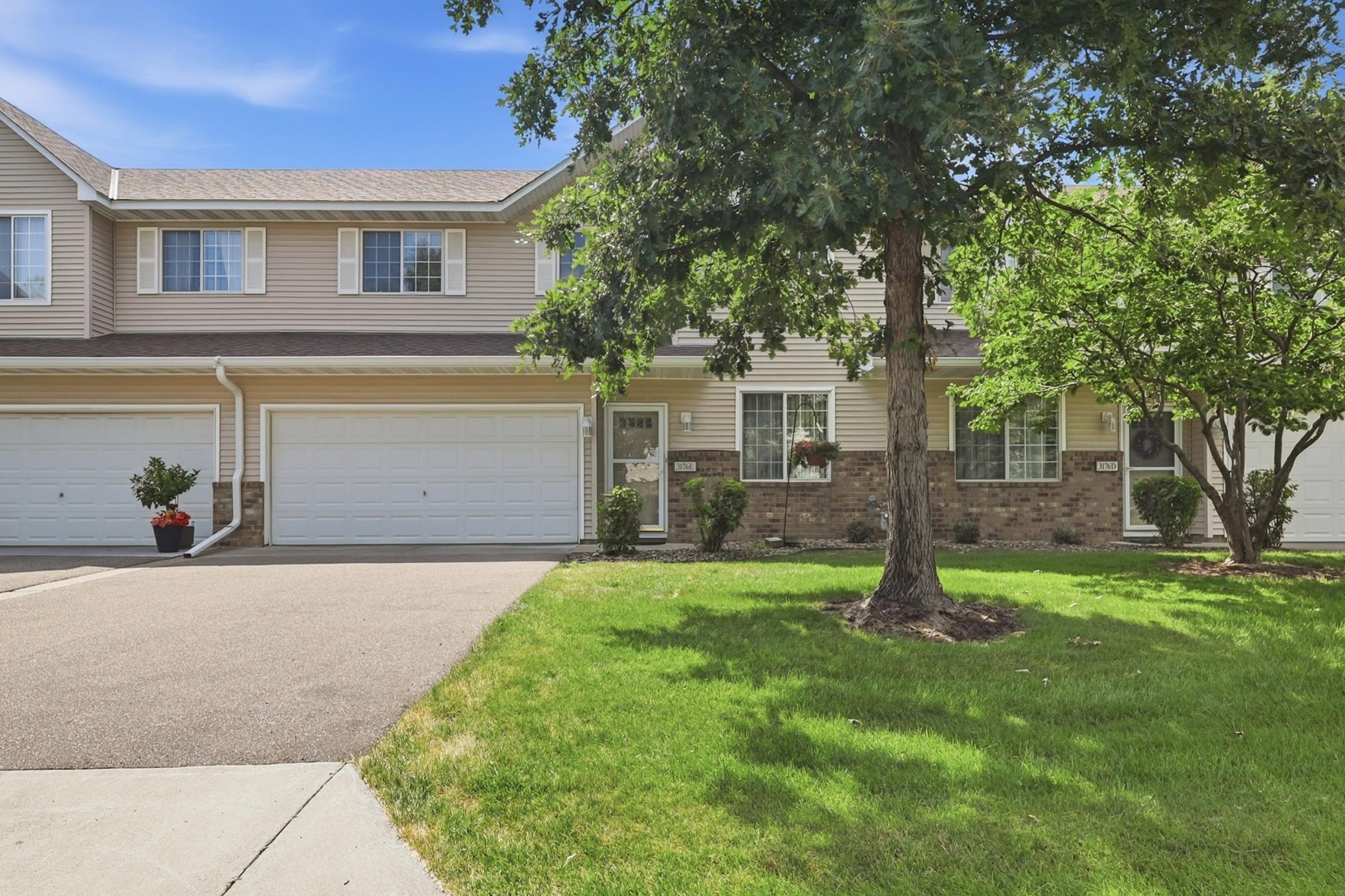 3rd image of 3176 Juniper Ln #E, Saint Paul, MN 55125 | MLS# 7092240