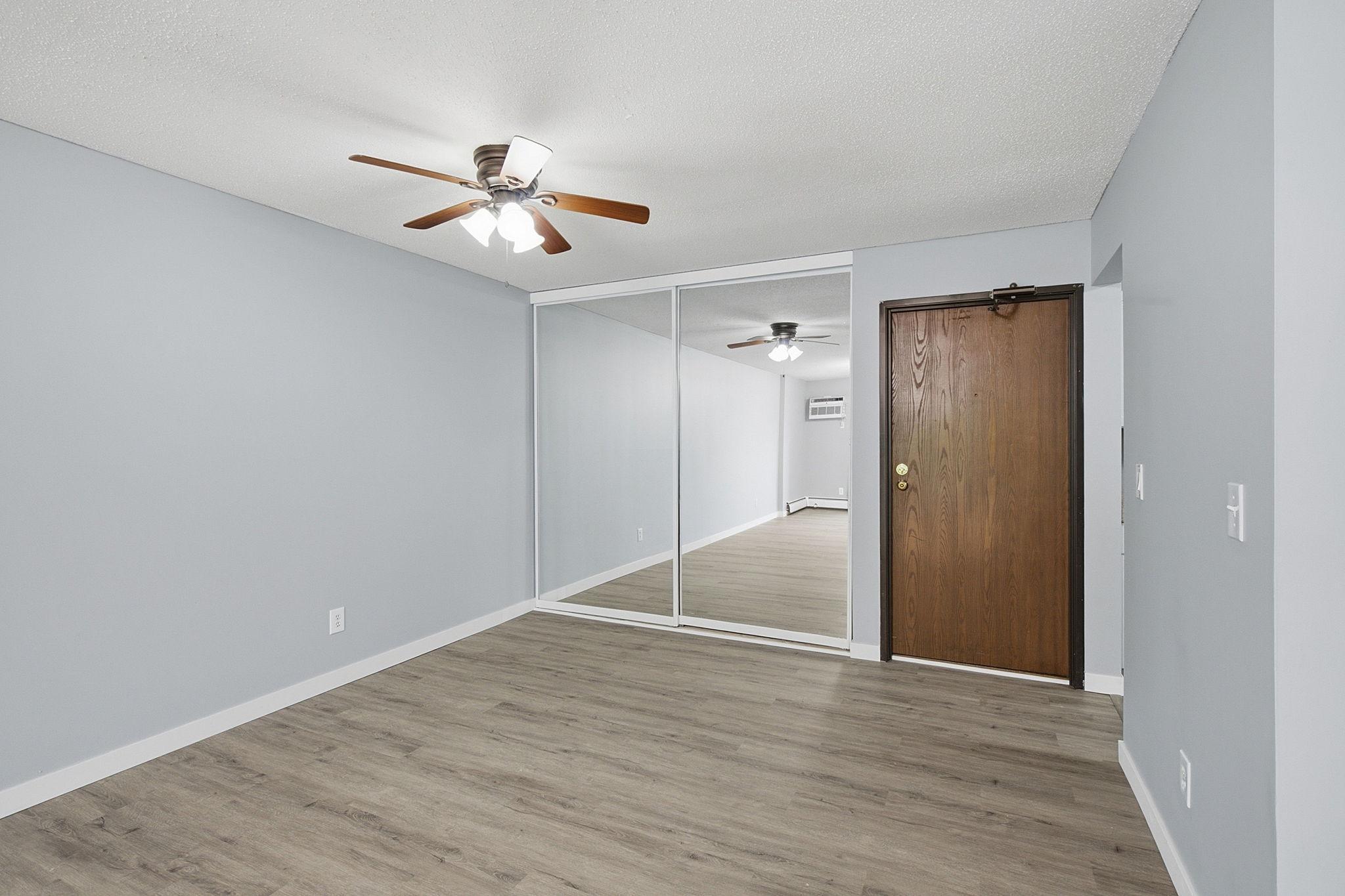 5th image of 1871 Silver Bell Rd #107, Saint Paul, MN 55122 | MLS# 7092665