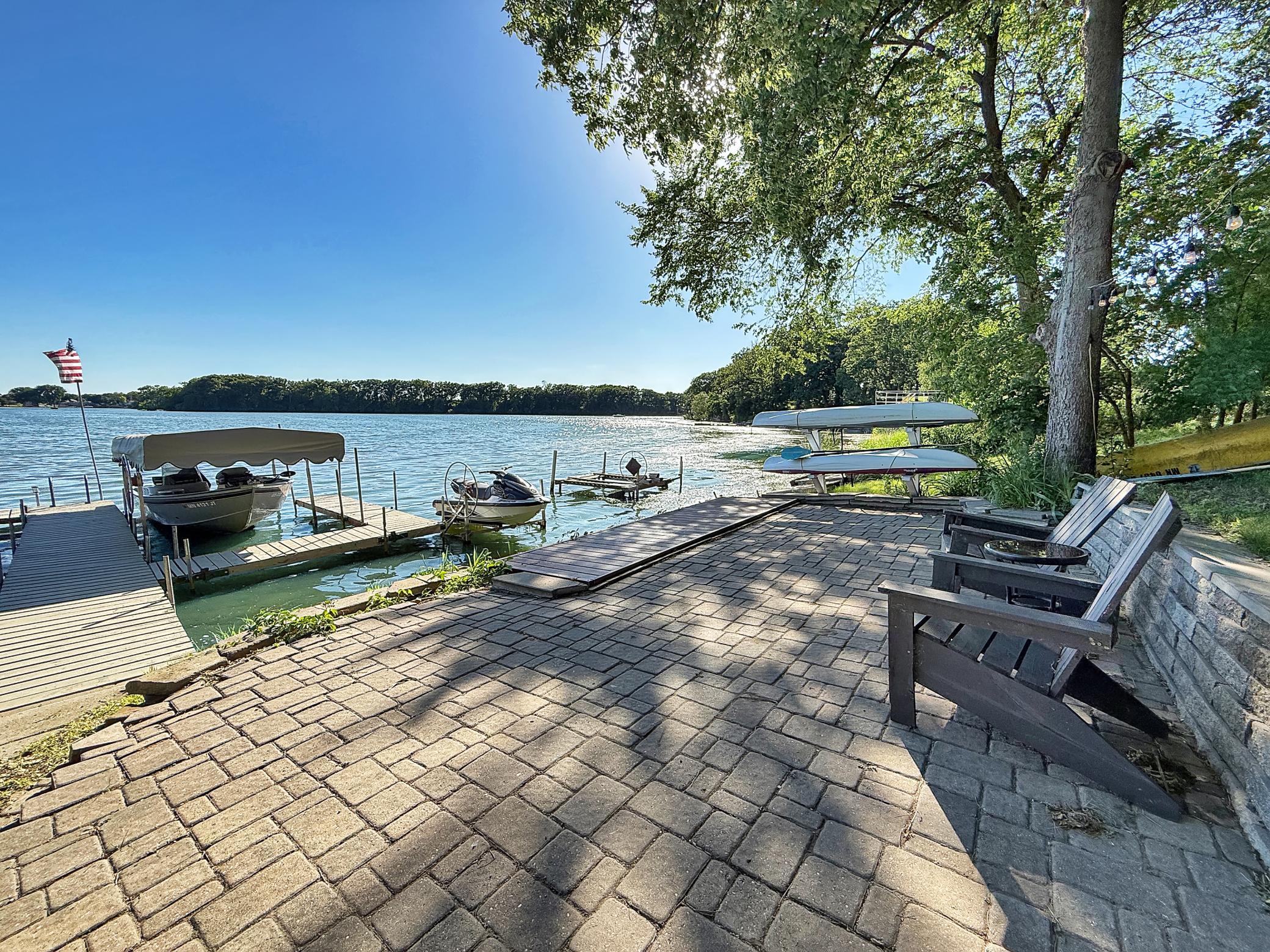 2nd image of 303 Lake Ave, Fairmont, MN 56031 | MLS# 7092750
