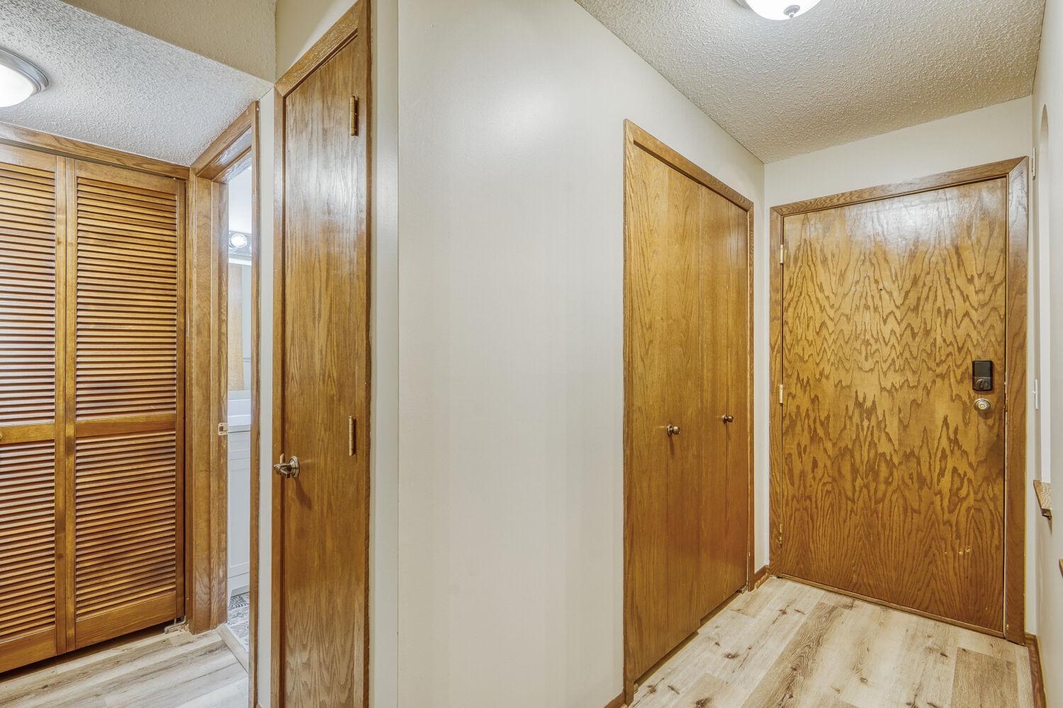 2nd image of 1450 Bidwell St #108, Saint Paul, MN 55118 | MLS# 7092831