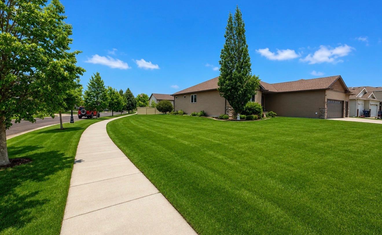 2nd image of 6810 24 St S, Fargo, ND 58104 | MLS# 7092837