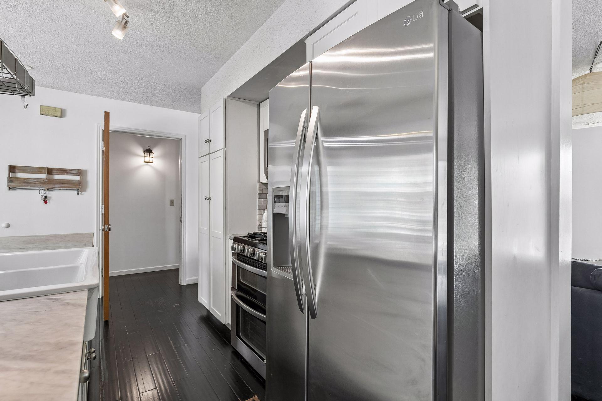 5th image of 925 Dartmouth Ave Se, Minneapolis, MN 55414 | MLS# 7092880