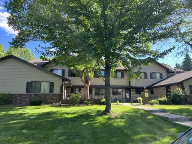 Homes for sale in Eden Prairie, MN | 7545 Villa Ct, Eden Prairie, MN 55346 | MLS# 7093255