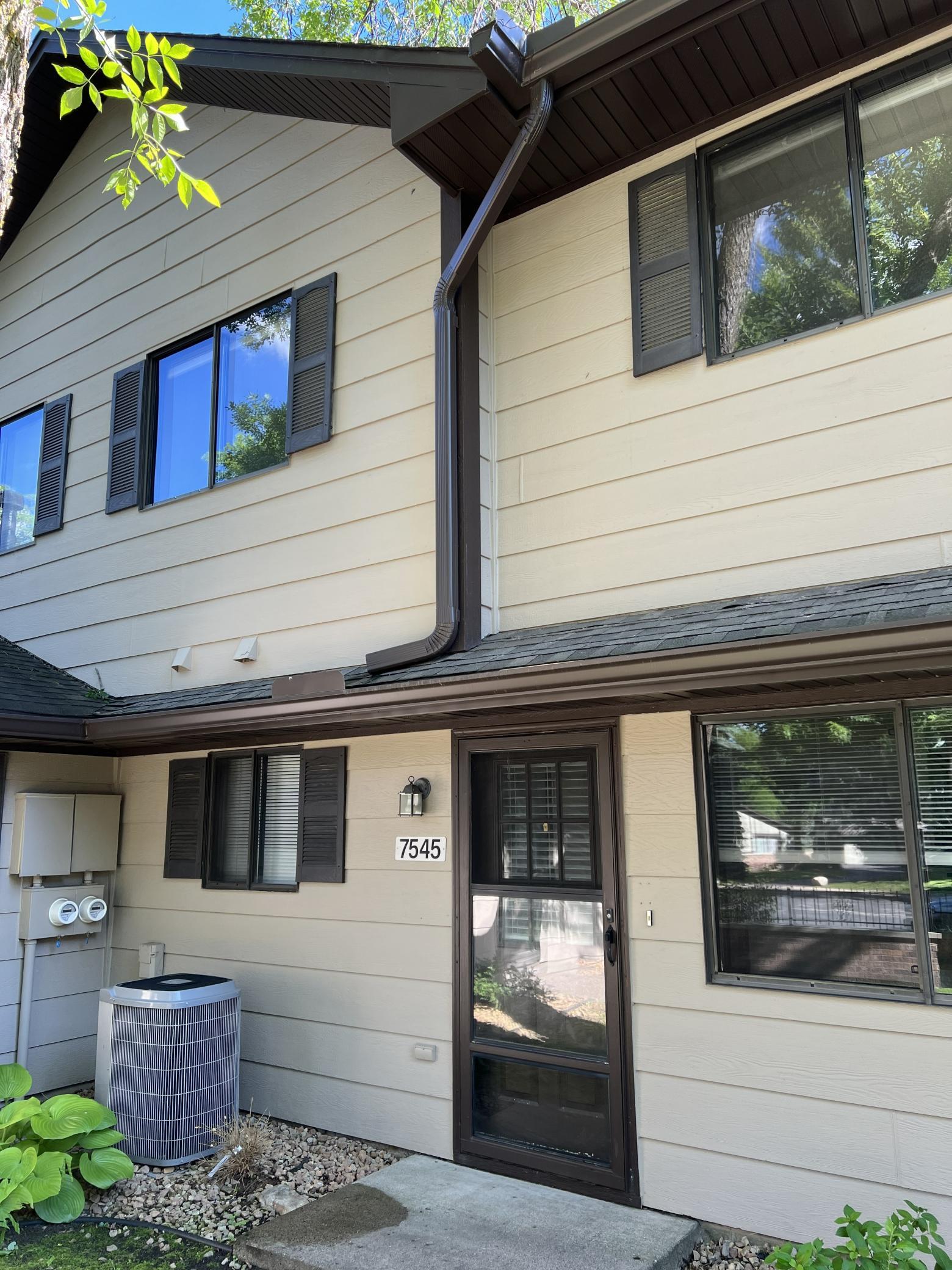 Homes for sale in Eden Prairie, MN | 7545 Villa Ct, Eden Prairie, MN 55346 | MLS# 7093255