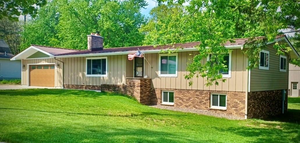1st image of 1121 E Laneville Ave, Durand, WI 54736 | MLS# 7093330