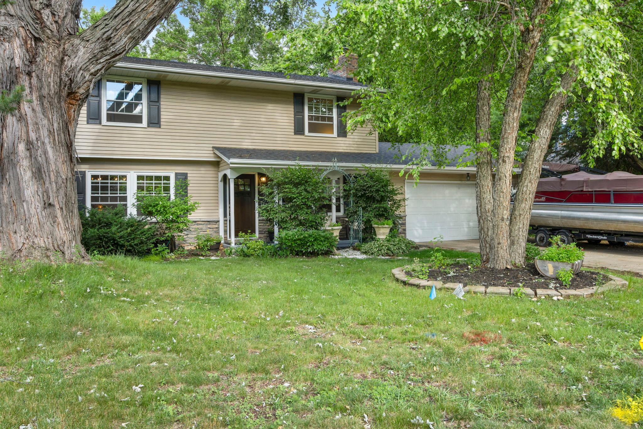 Homes for sale in New Brighton, MN | 127 16th Ave Nw, New Brighton, MN 55112 | MLS# 7093336