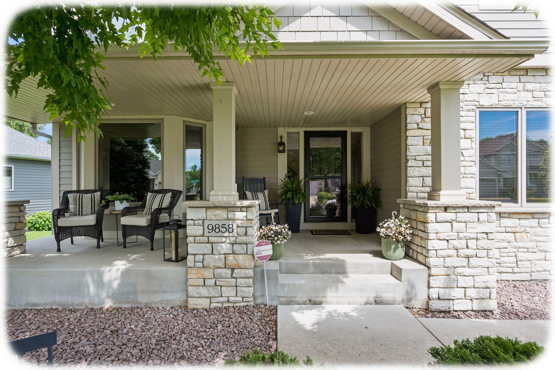 2nd image of 9858 Vagabond Ln N, Maple Grove, MN 55311 | MLS# 7093549