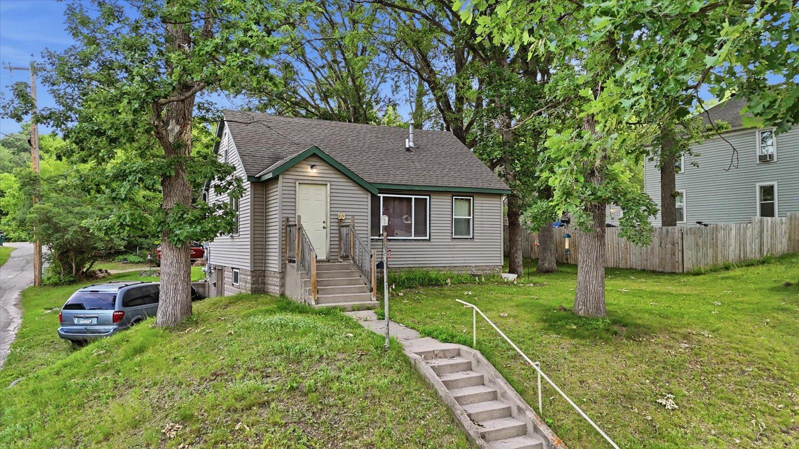 1st image of 515 Ne 6th St, Grand Rapids, MN 55744 | MLS# 7093580